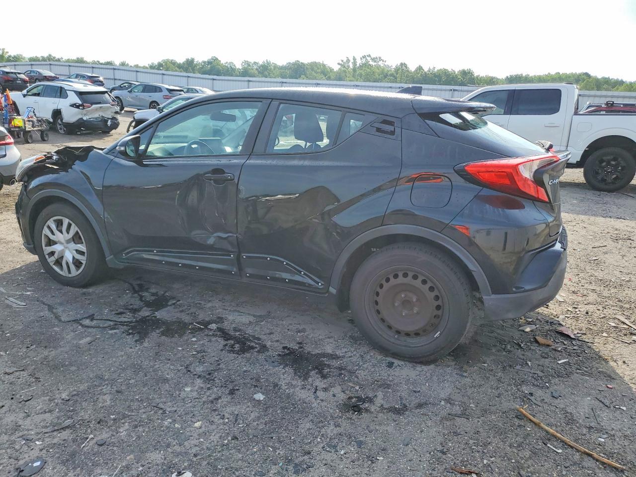2021 Toyota C-HR, LE