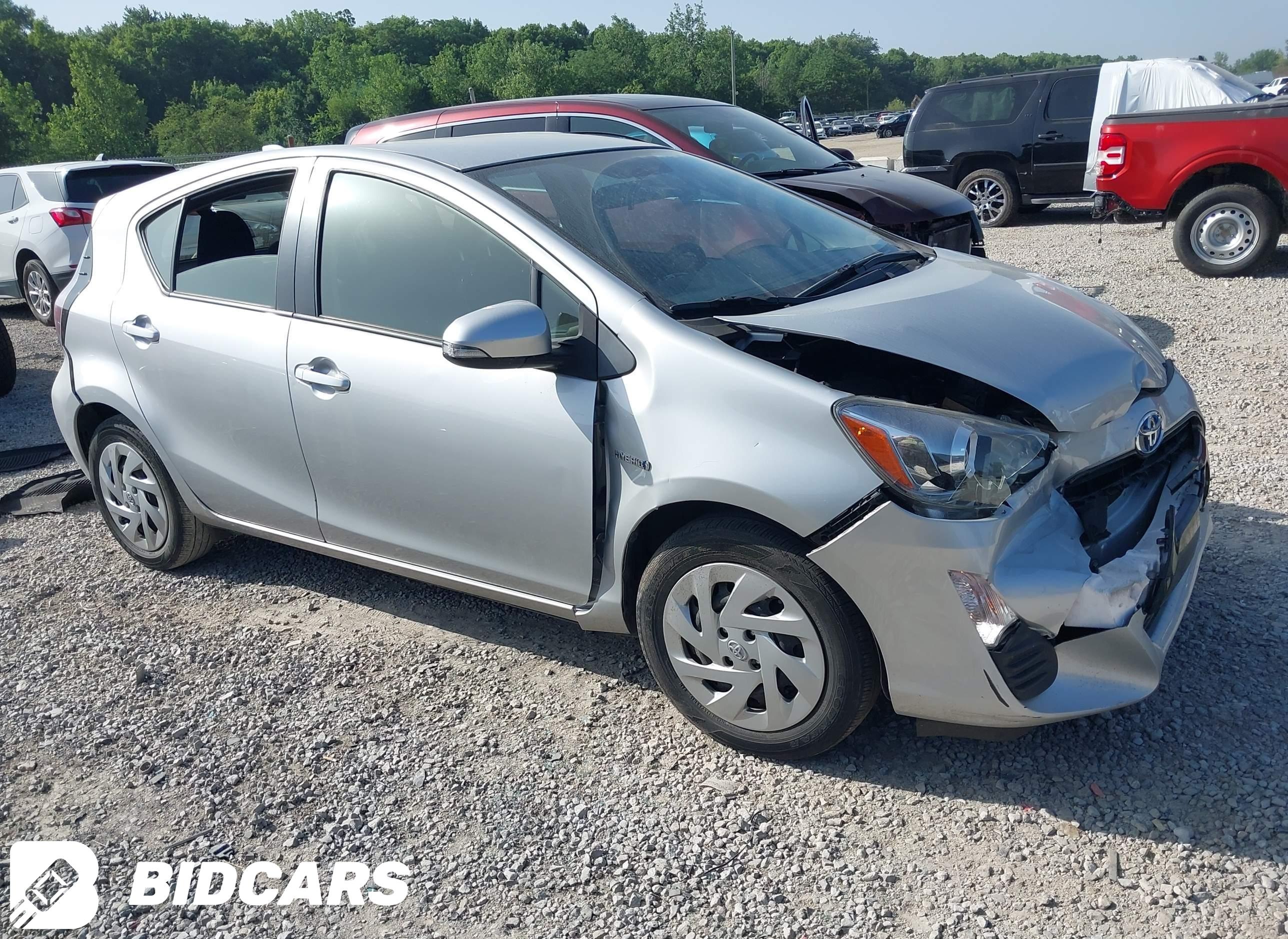 2016 Toyota Prius, C Two