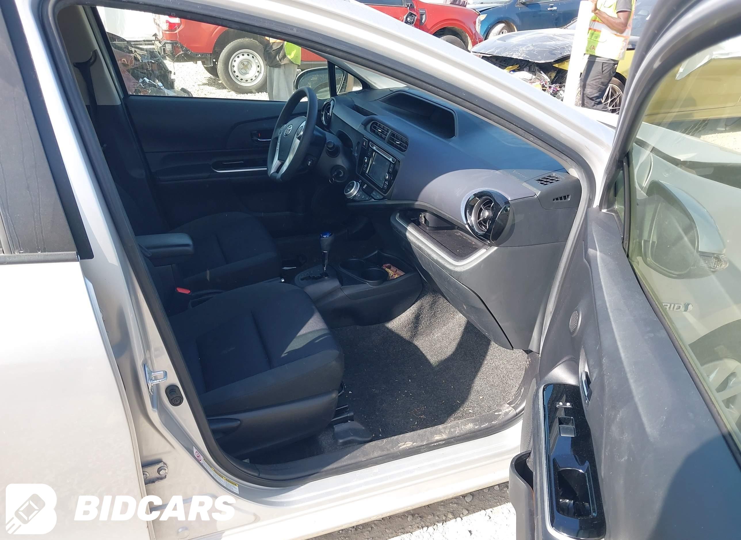 2016 Toyota Prius, C Two