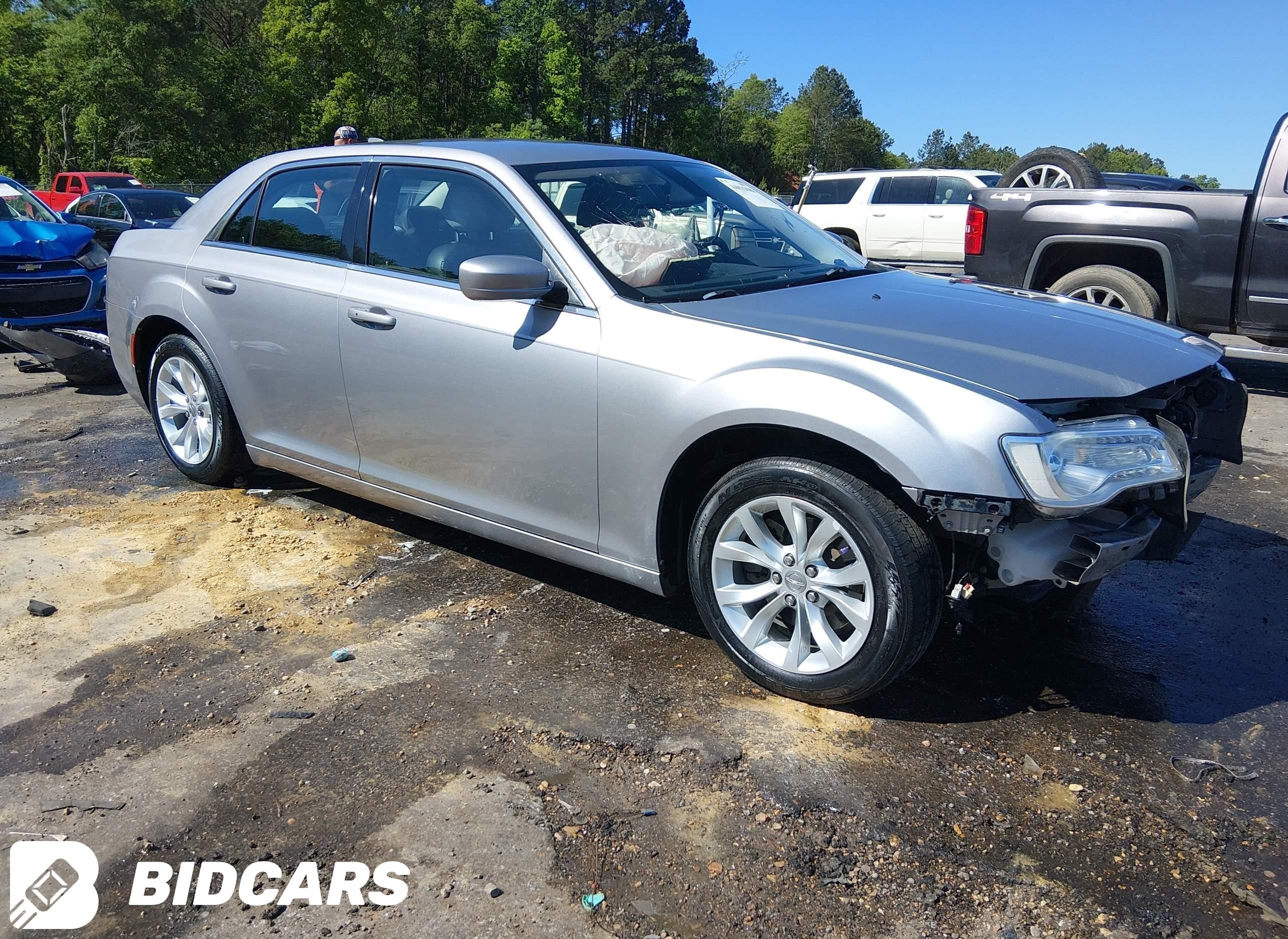 2015 Chrysler 300, Limited