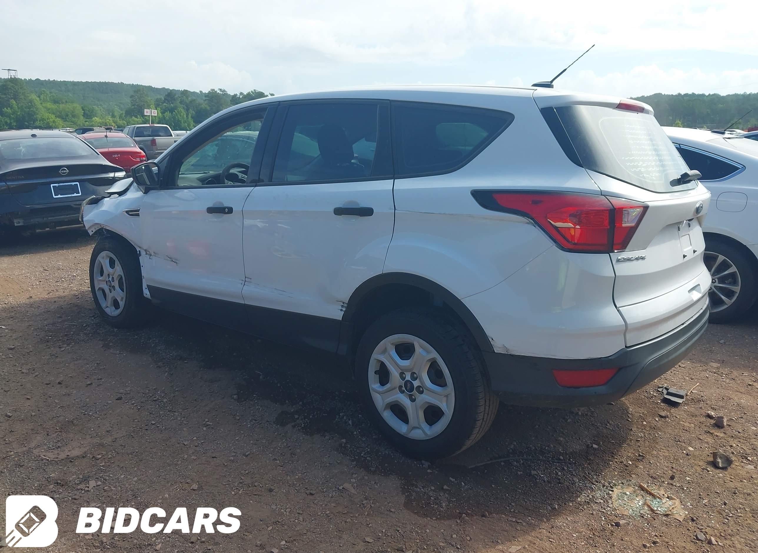 2019 Ford Escape, S