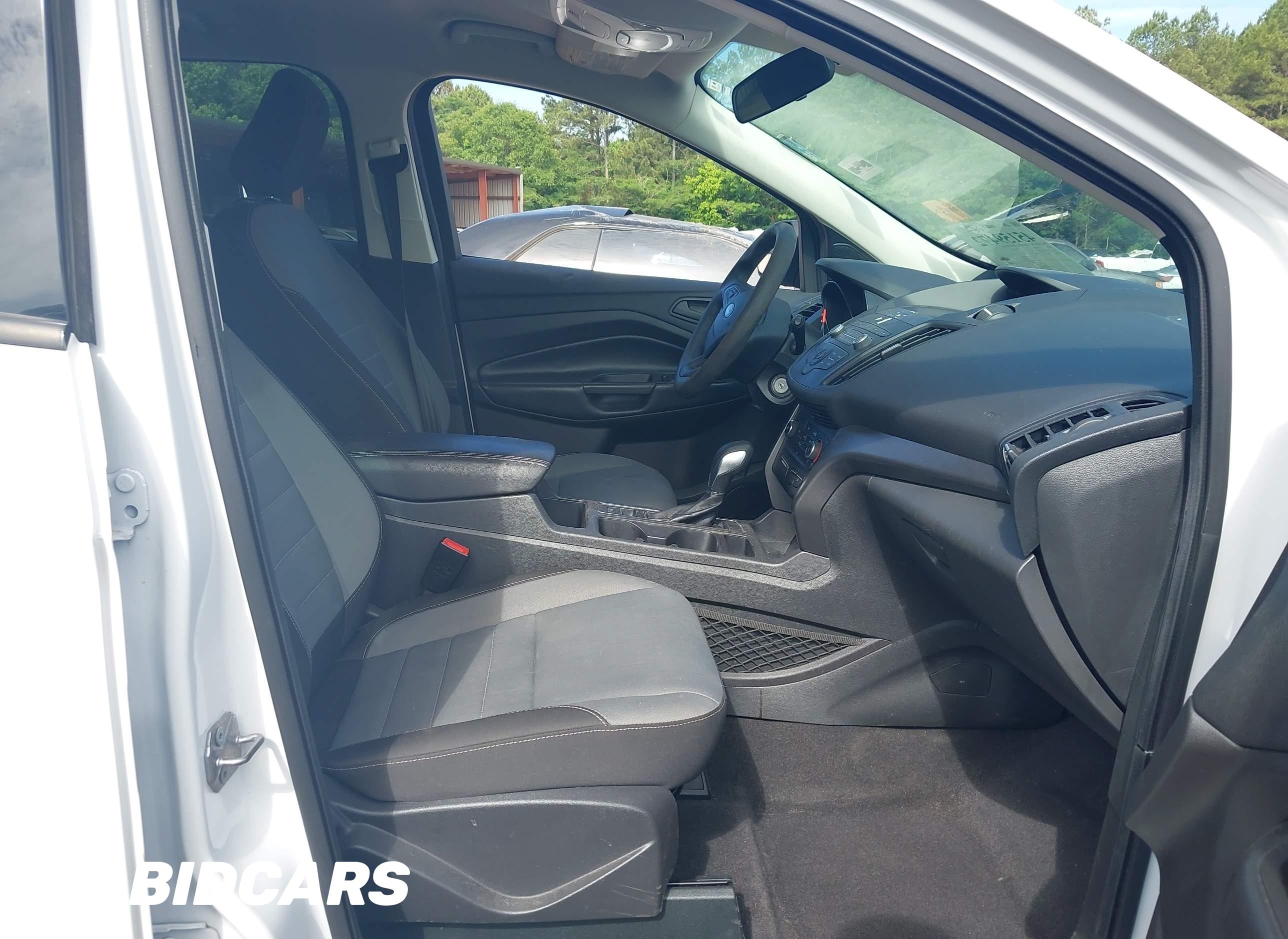2019 Ford Escape, S
