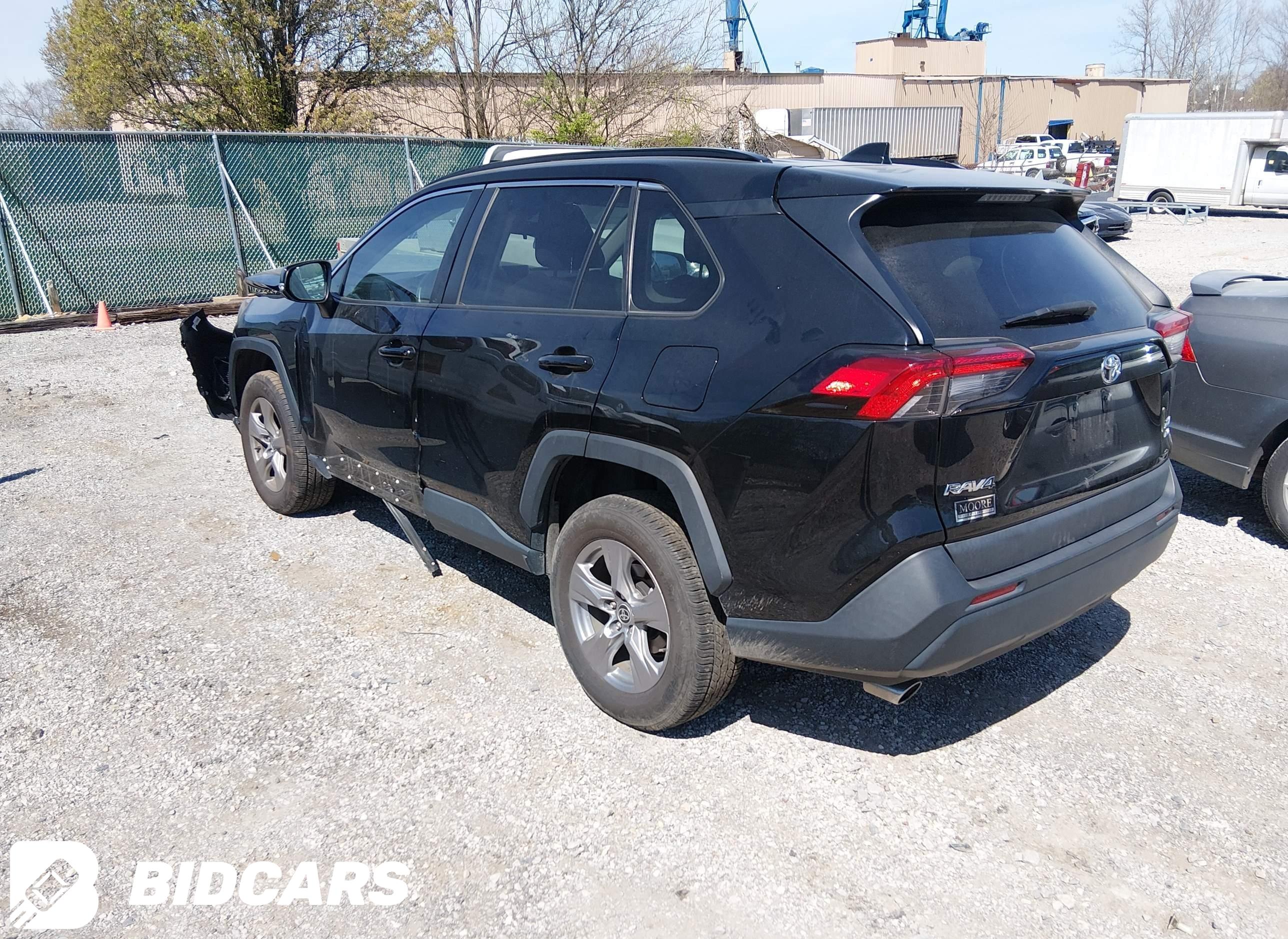 2023 Toyota RAV4, Xle