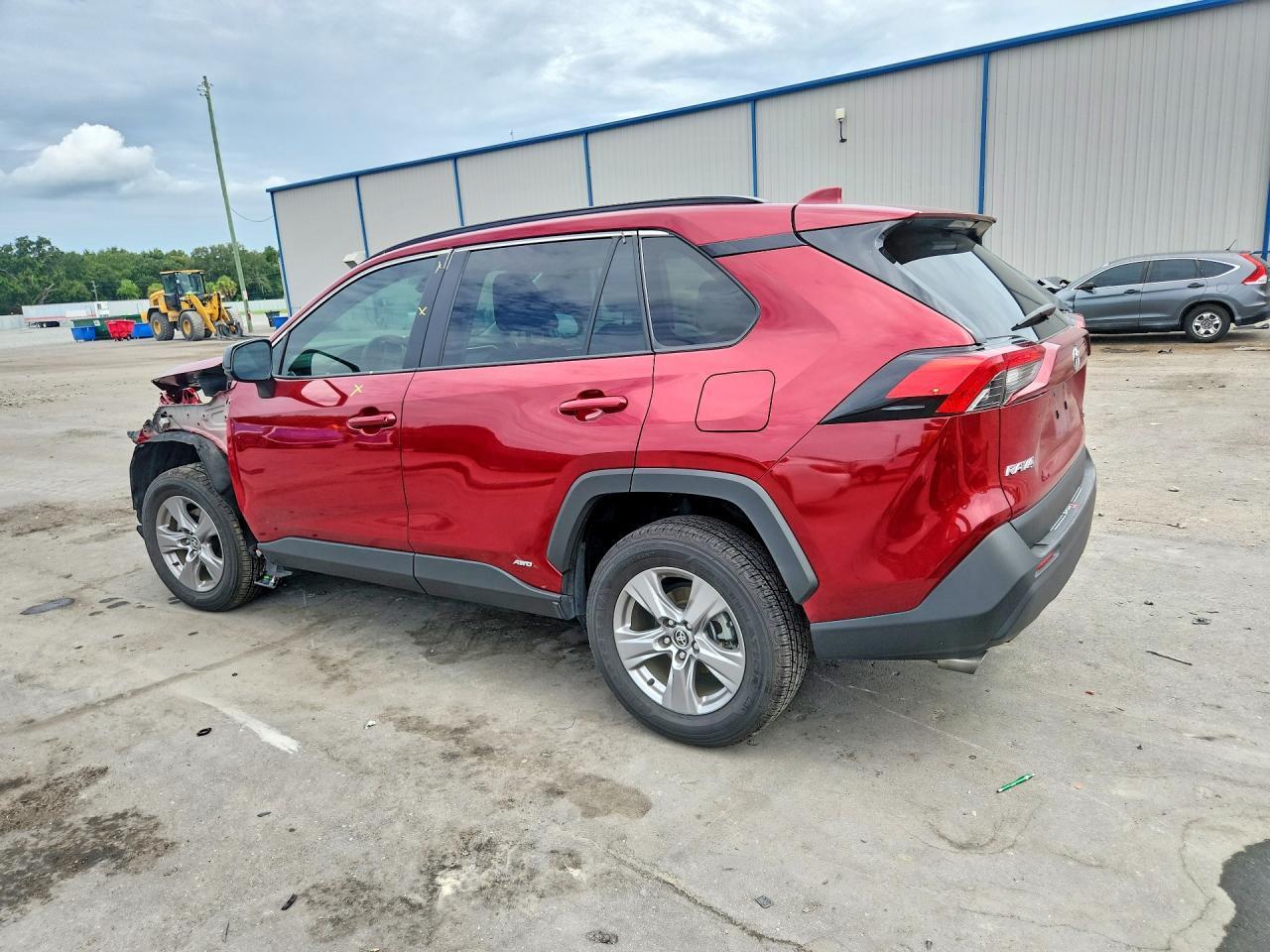 2024 Toyota RAV4, LE