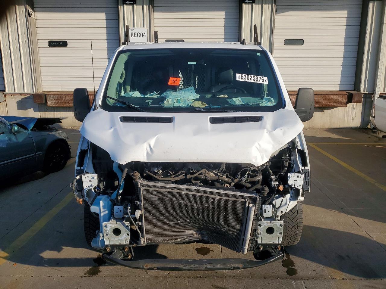 2020 Ford Transit, T-150