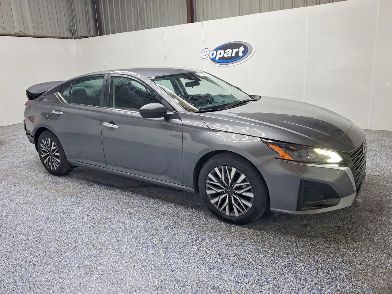 2025 Nissan Altima, SV