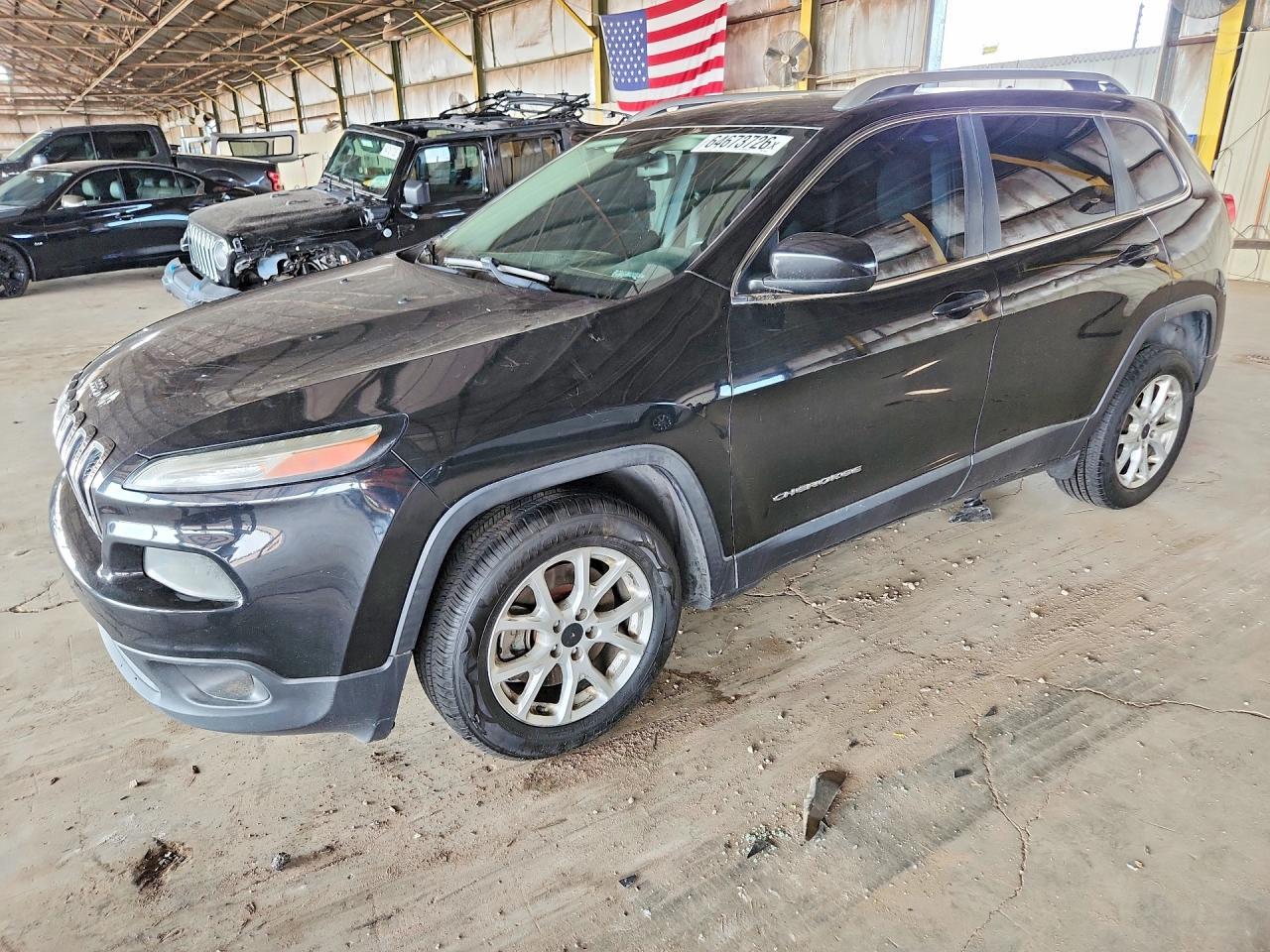 2016 Jeep Cherokee, Latitude