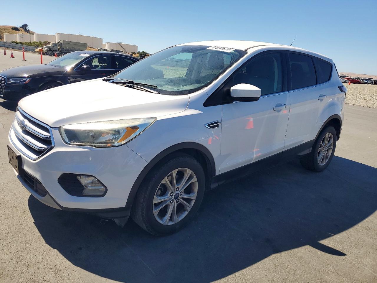2017 Ford Escape, SE