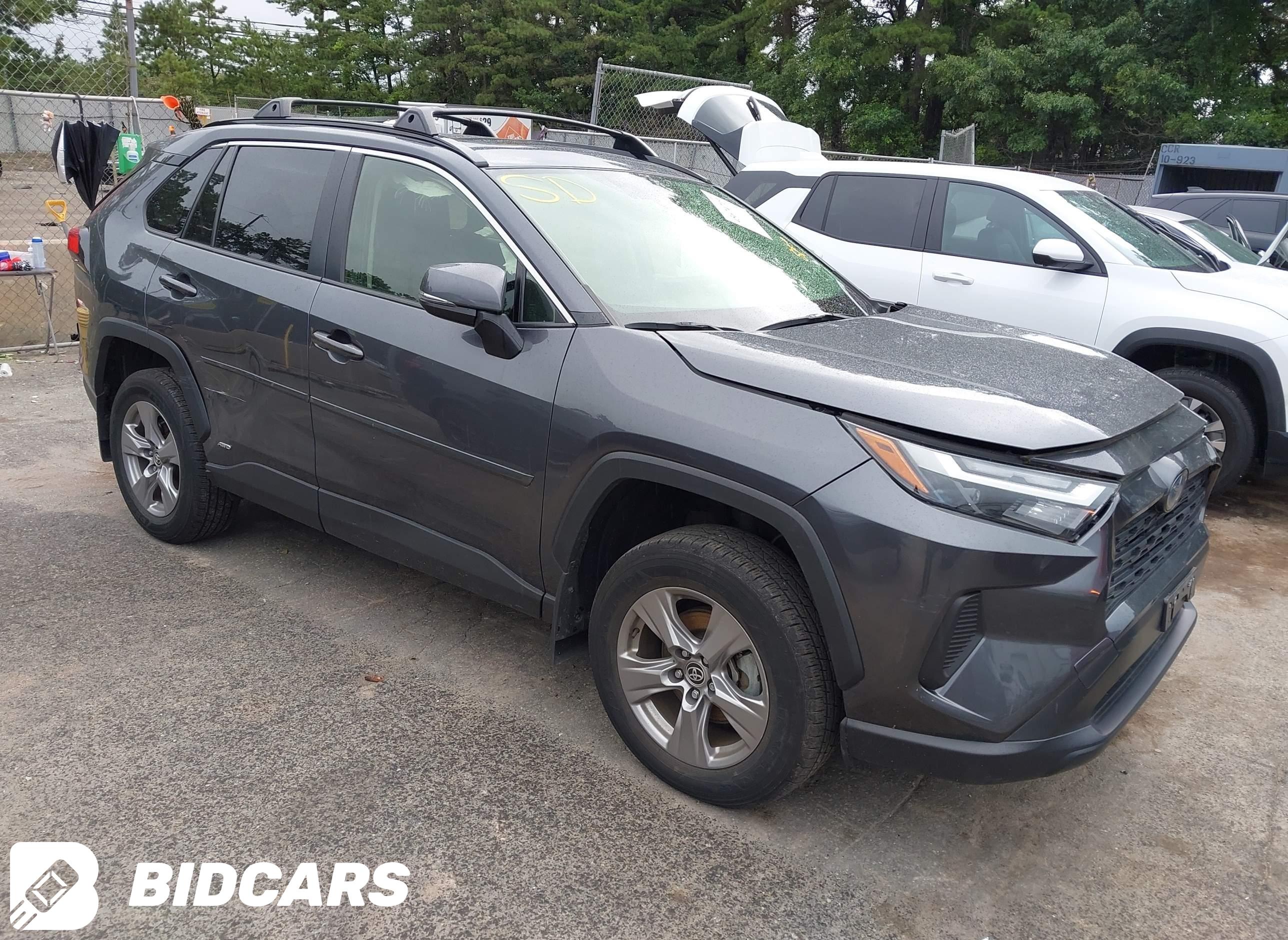 2023 Toyota RAV4, Hybrid Xle