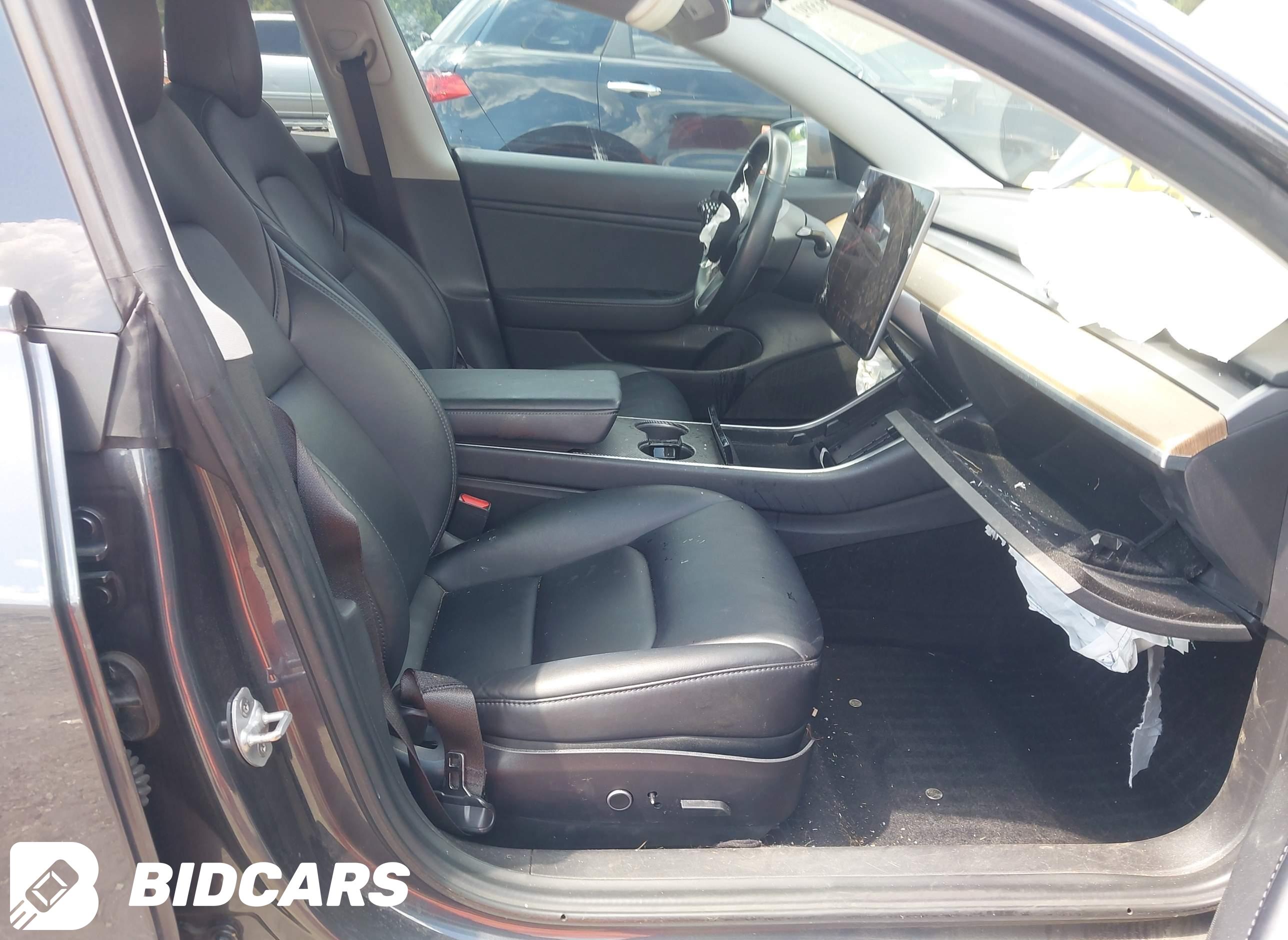2019 Tesla Model 3, Long Rang...