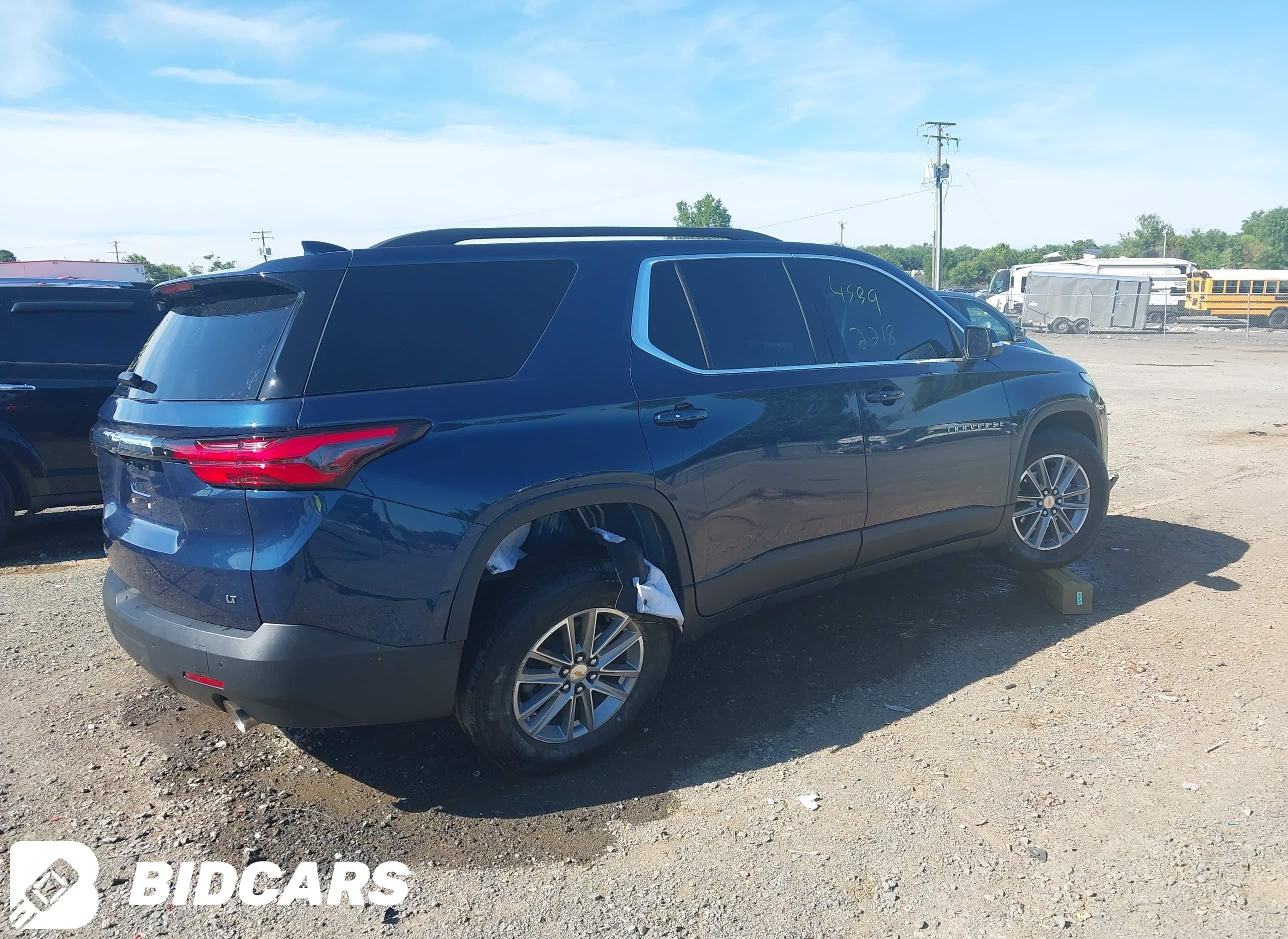 2022 Chevrolet Traverse, Awd...