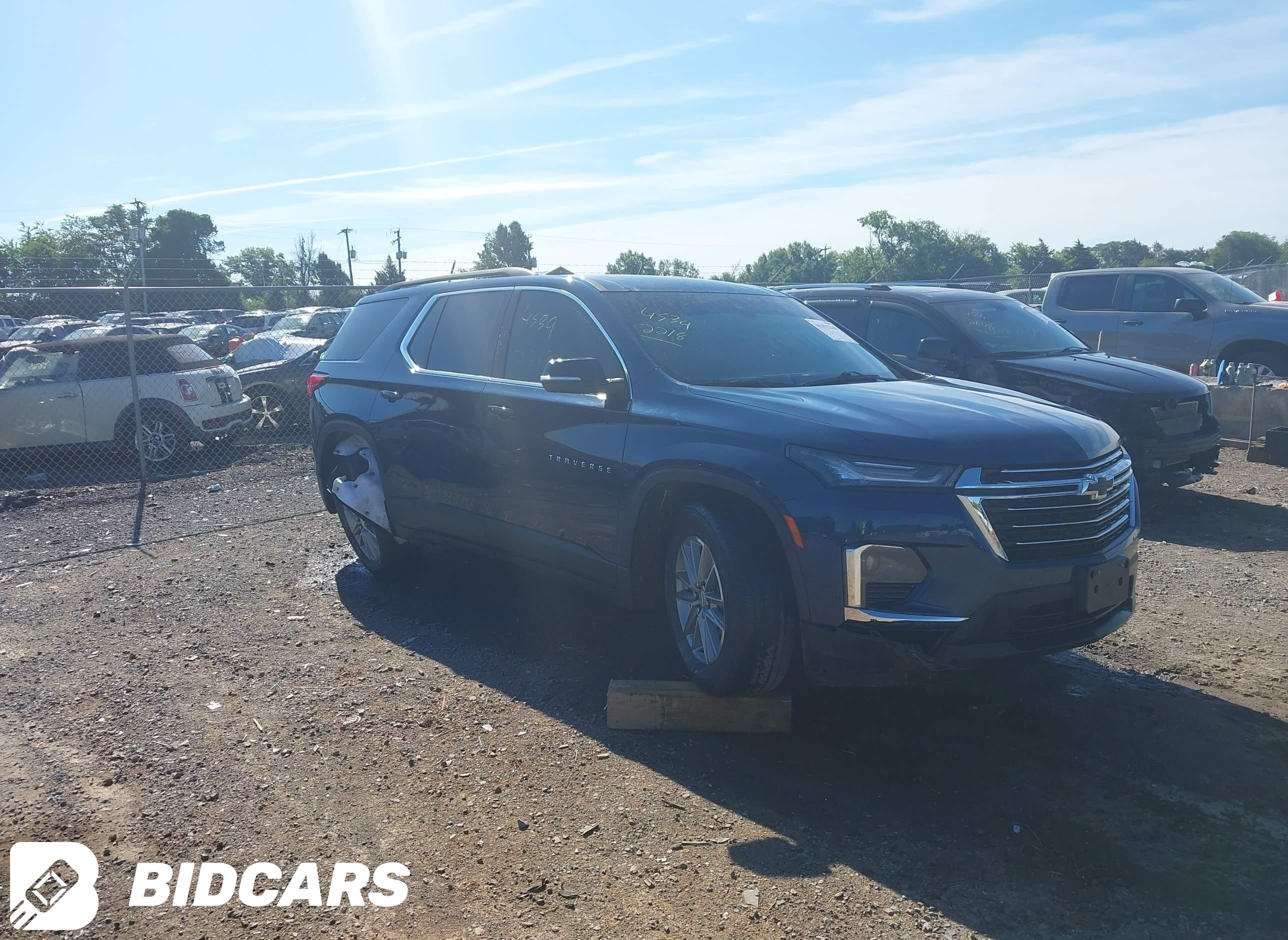 2022 Chevrolet Traverse, Awd...