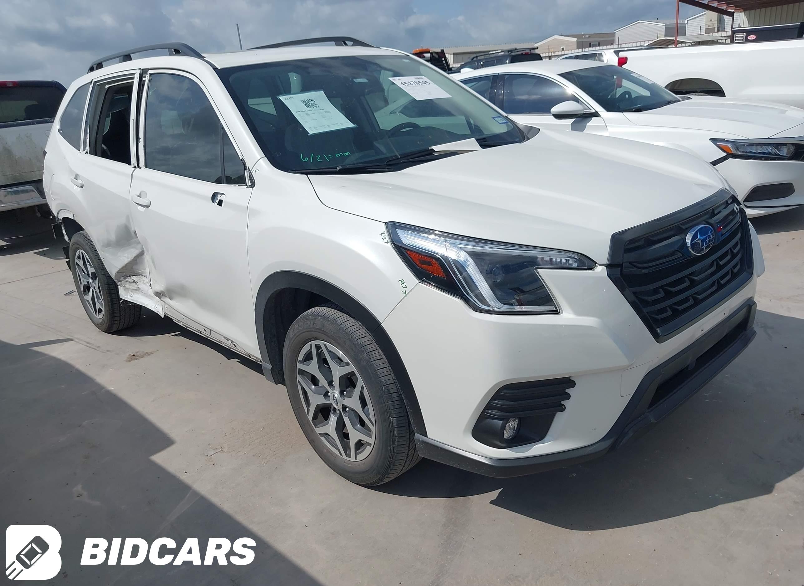 2024 Subaru Forester, Premium