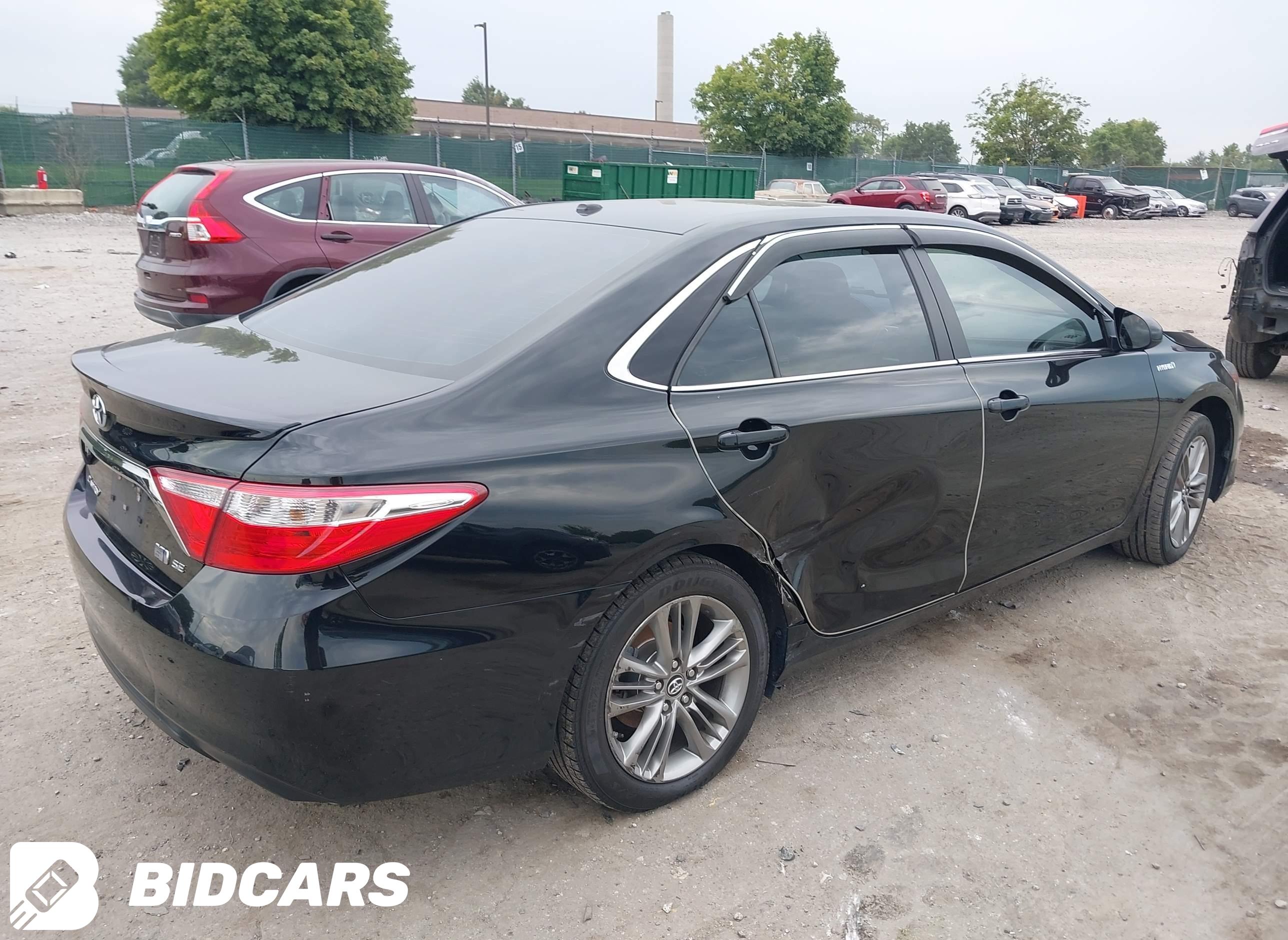 2016 Toyota Camry, Hybrid SE
