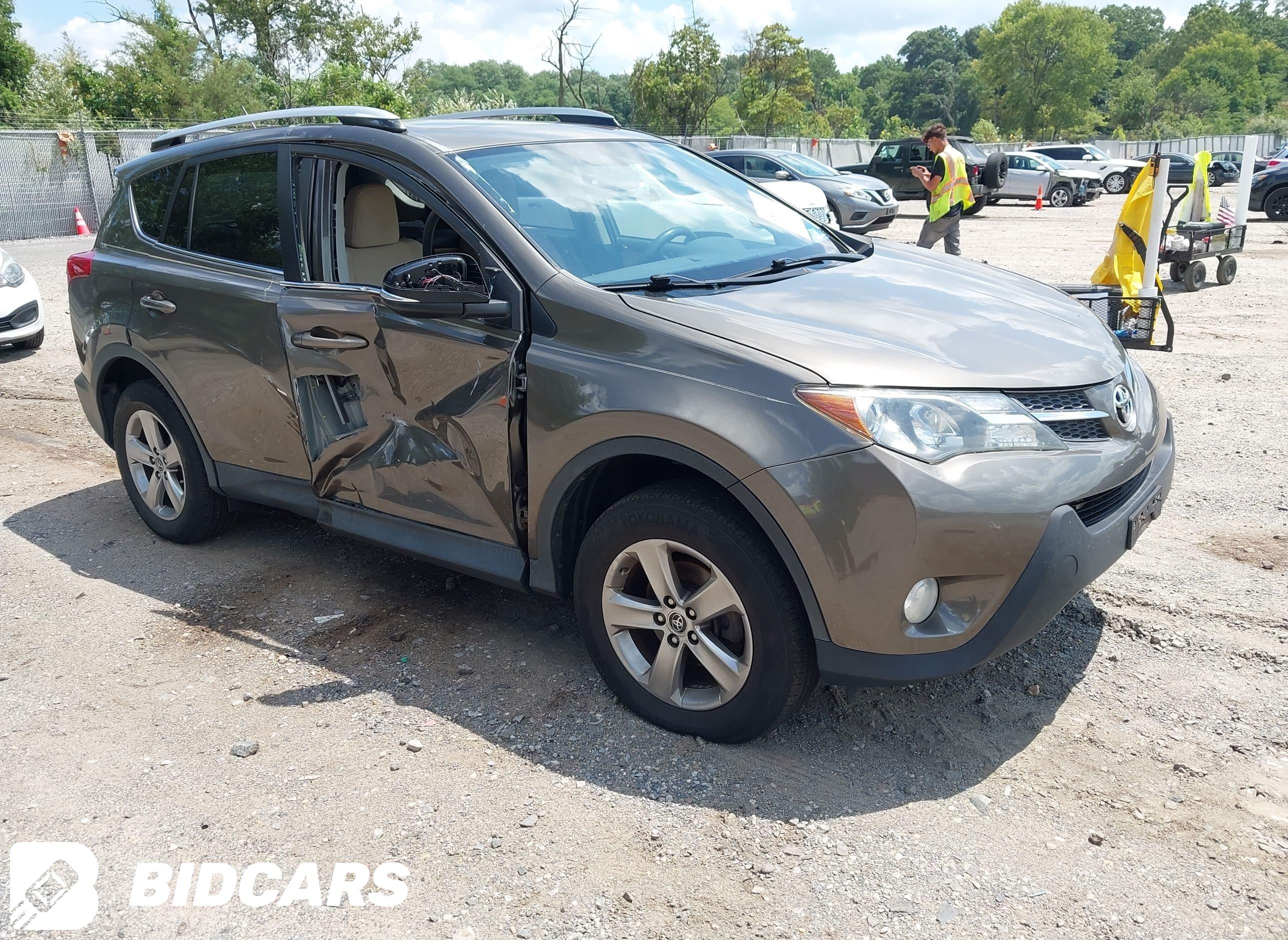 2015 Toyota RAV4, Xle