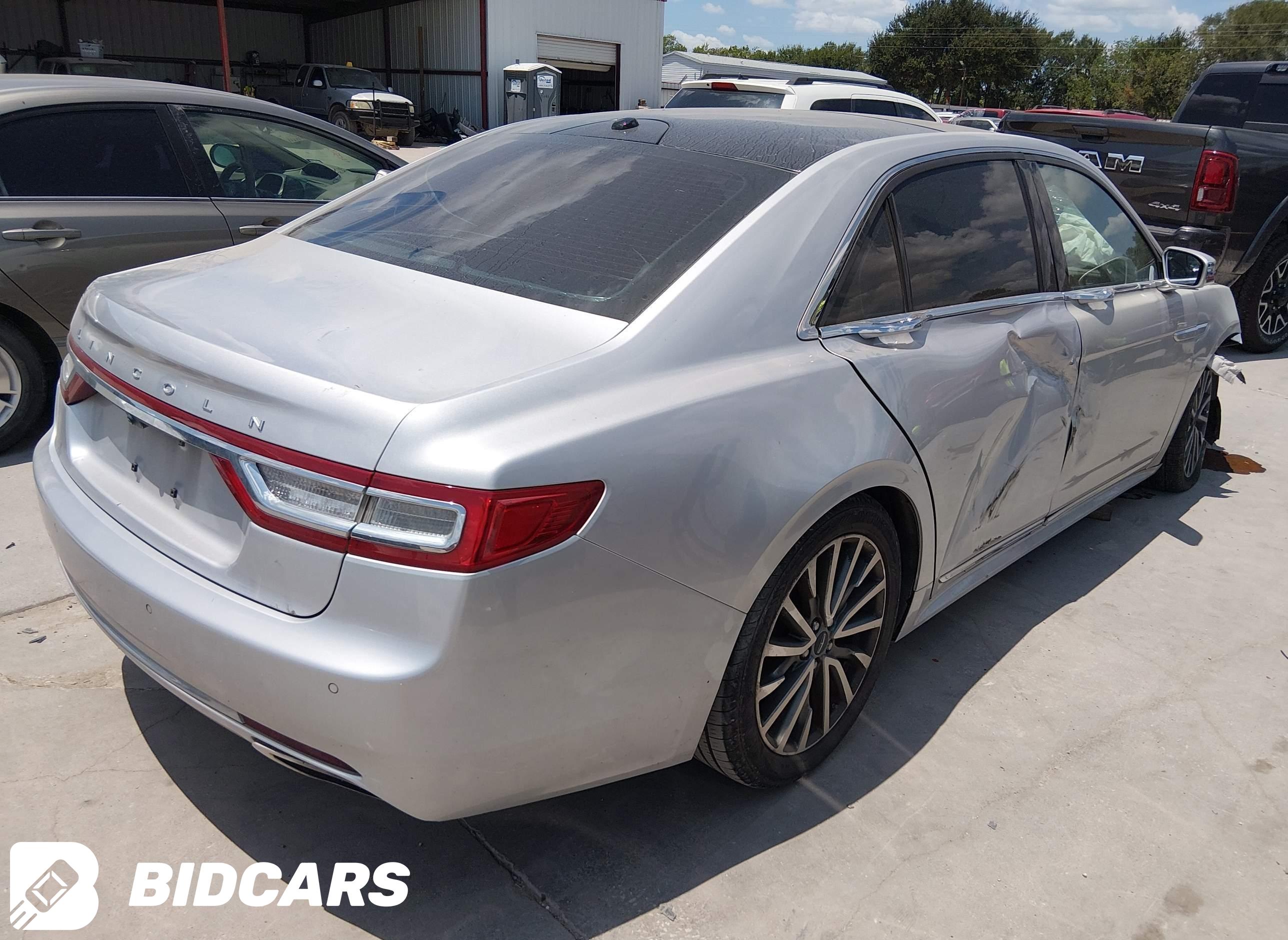 2017 Lincoln Continental, Select