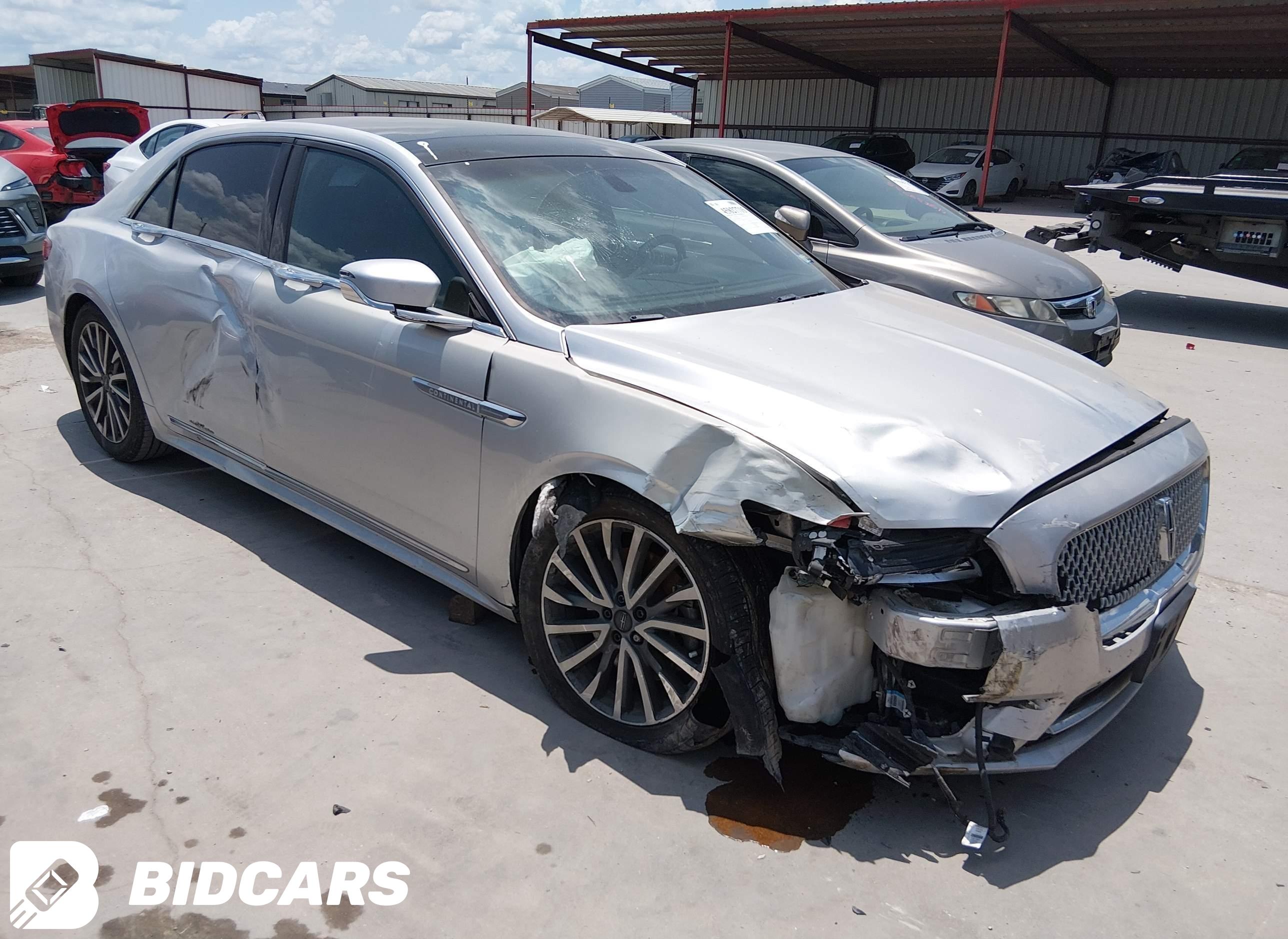 2017 Lincoln Continental, Select