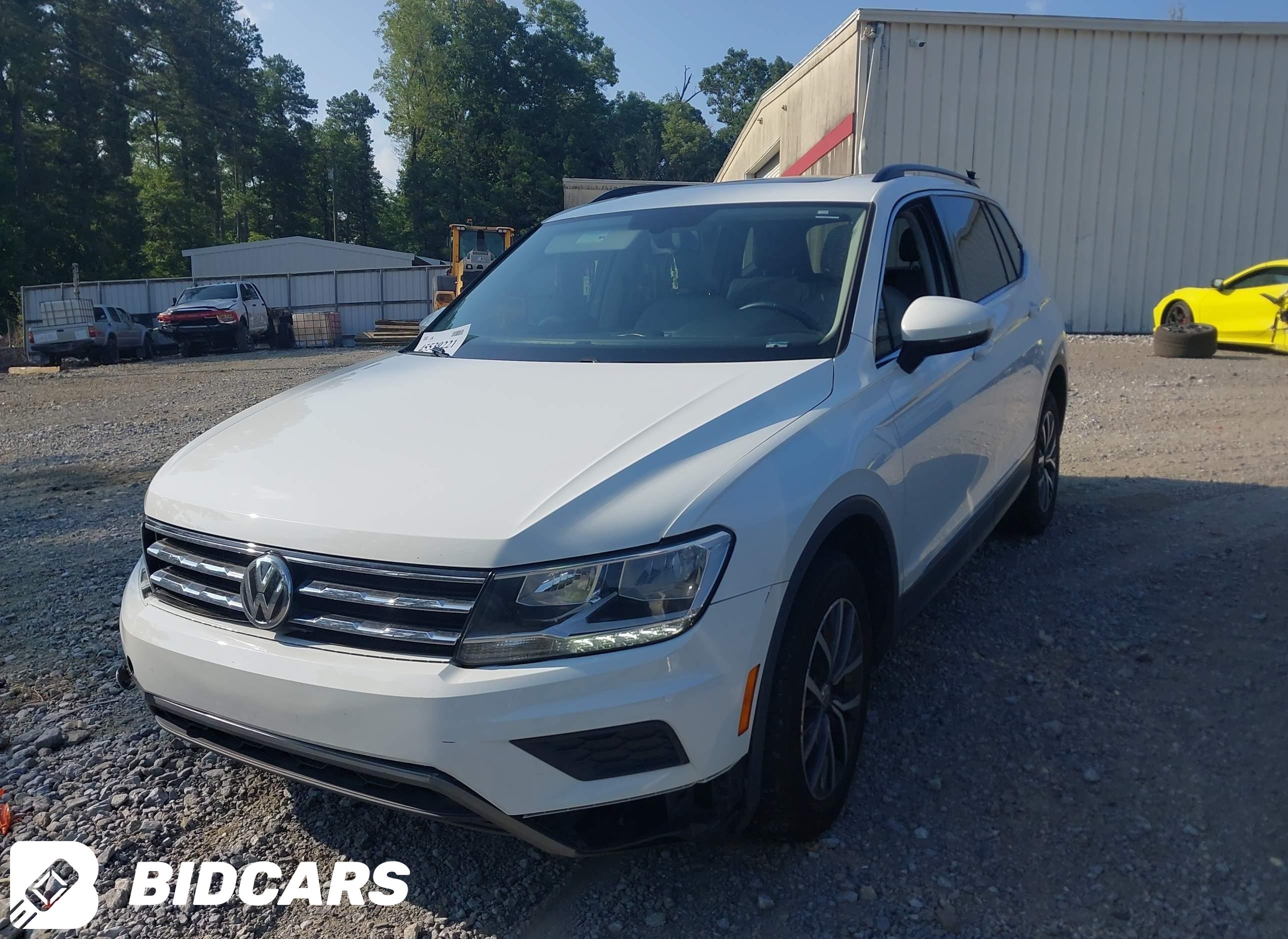 2020 Volkswagen Tiguan, 2.0T...