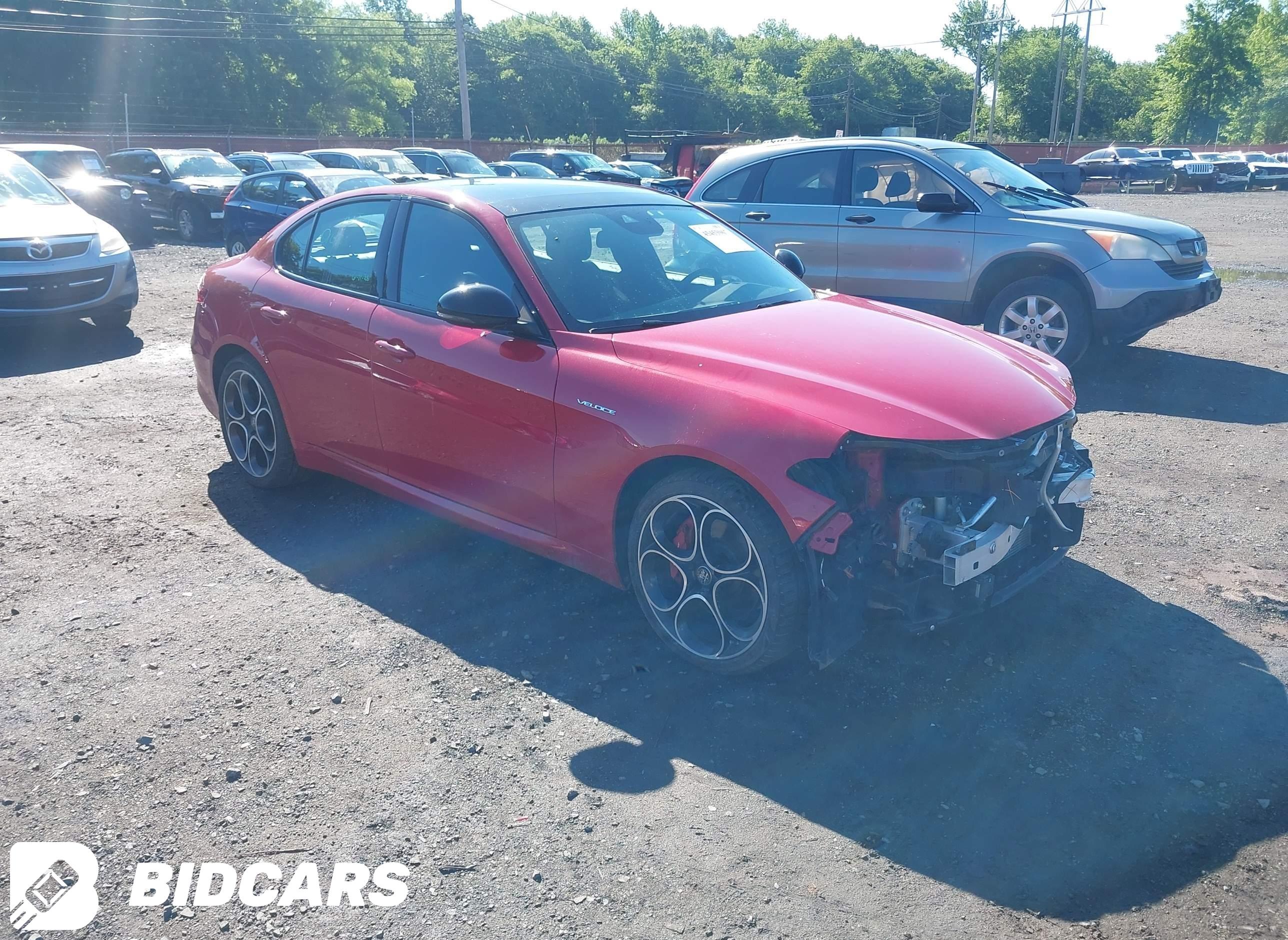 2022 Alfa Romeo Giulia, Veloc...