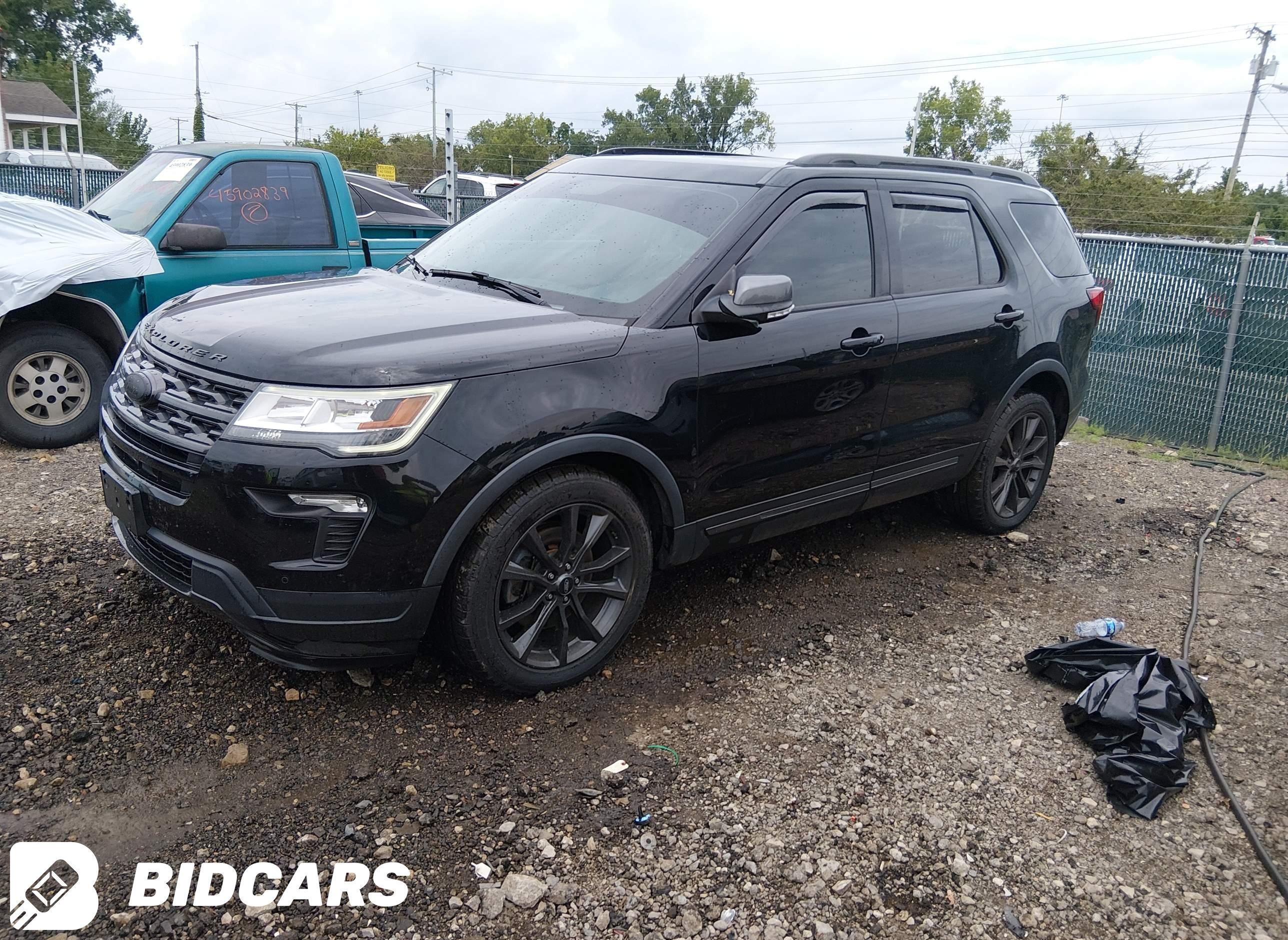 2018 Ford Explorer, Xlt