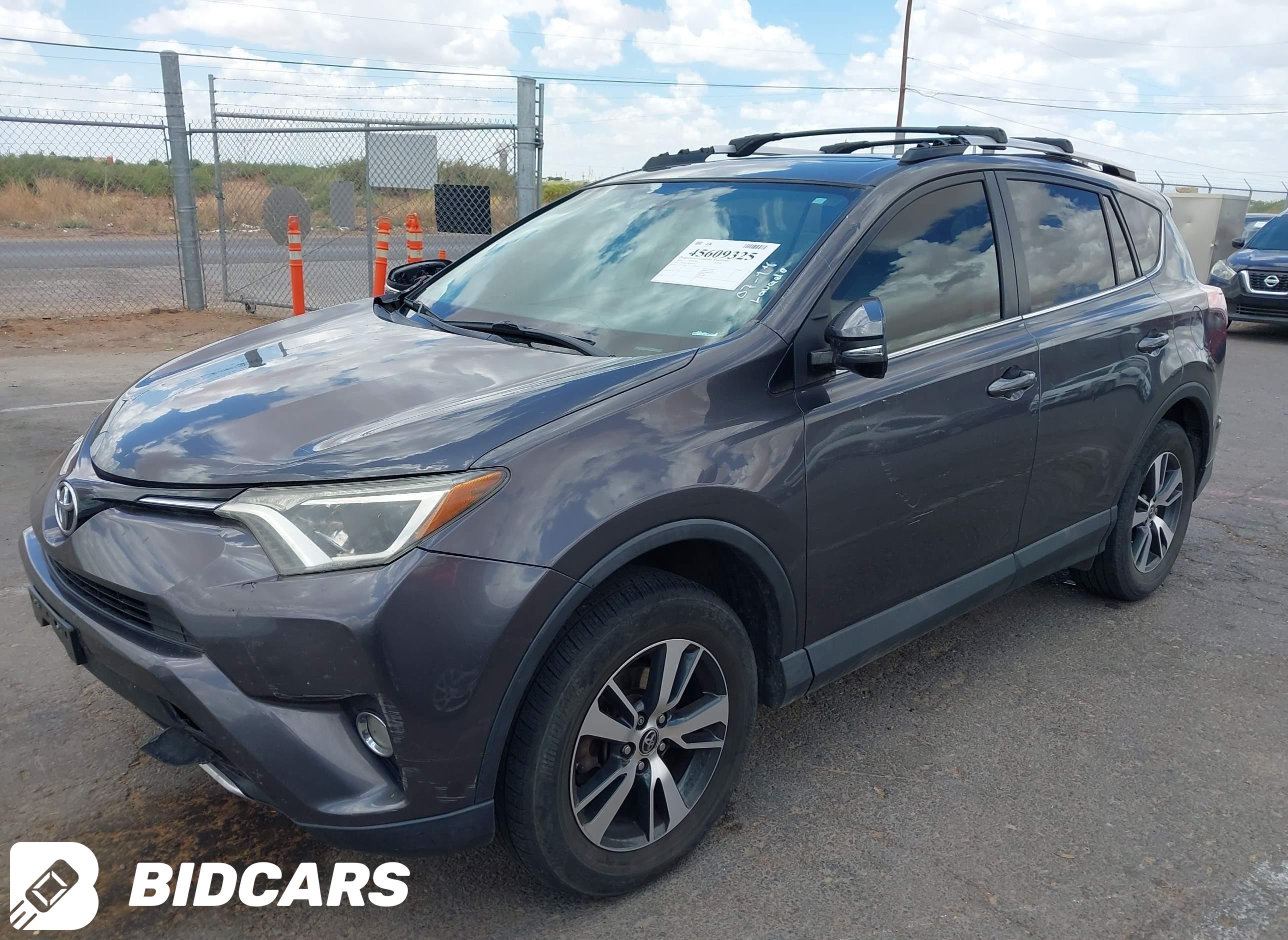2016 Toyota RAV4, Xle