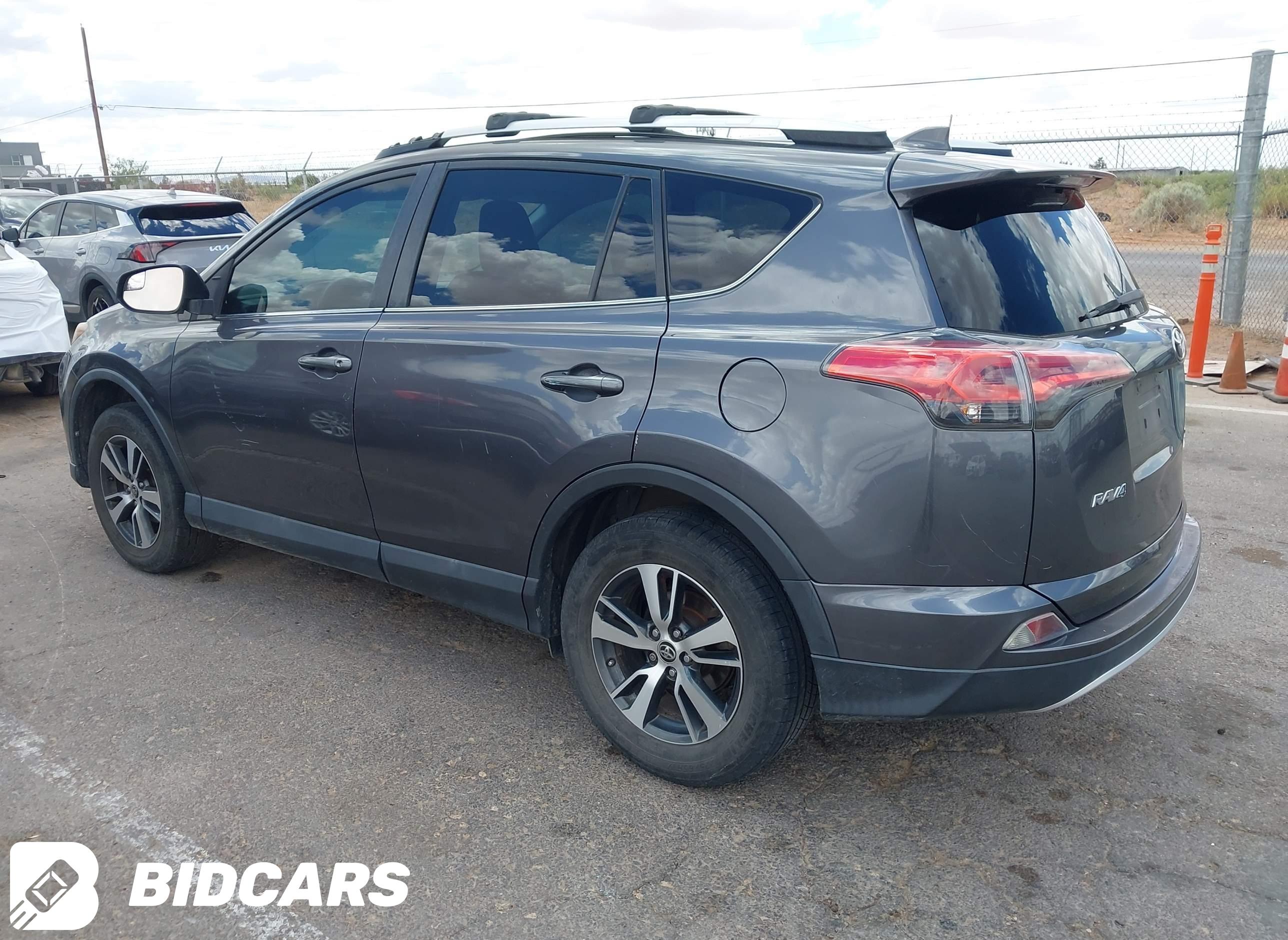 2016 Toyota RAV4, Xle