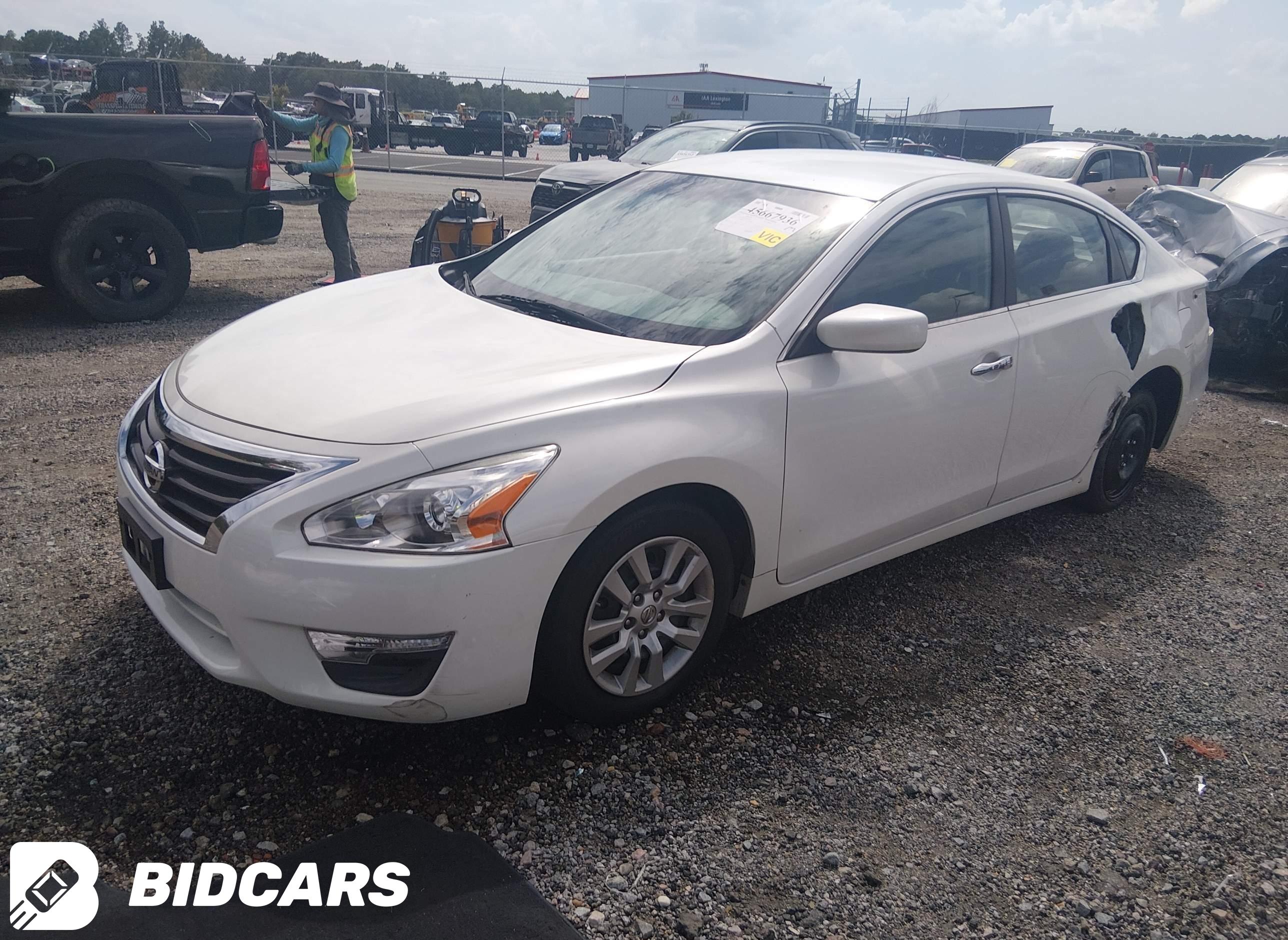 2015 Nissan Altima, 2.5/2.5 S...