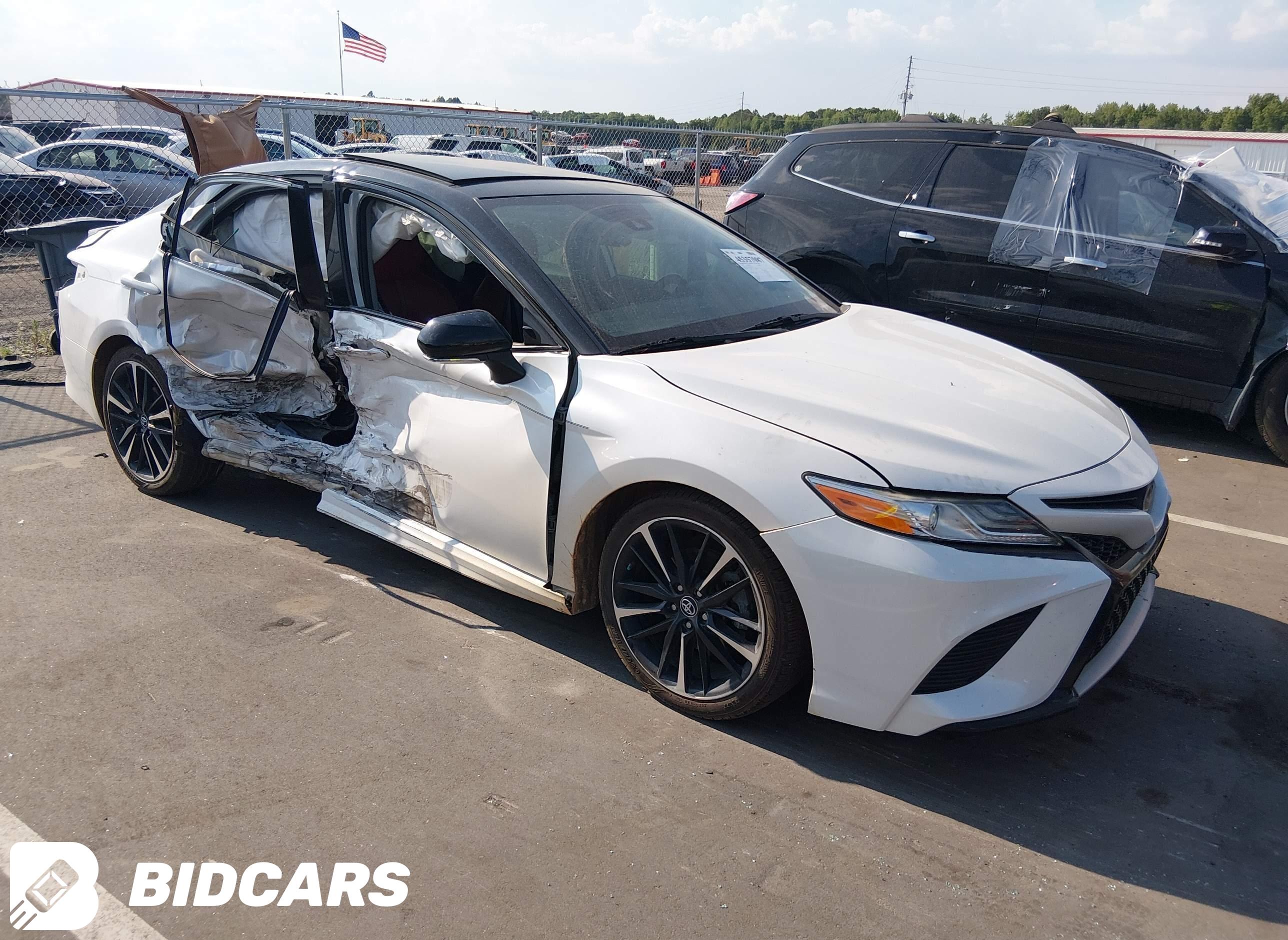 2020 Toyota Camry, Xse