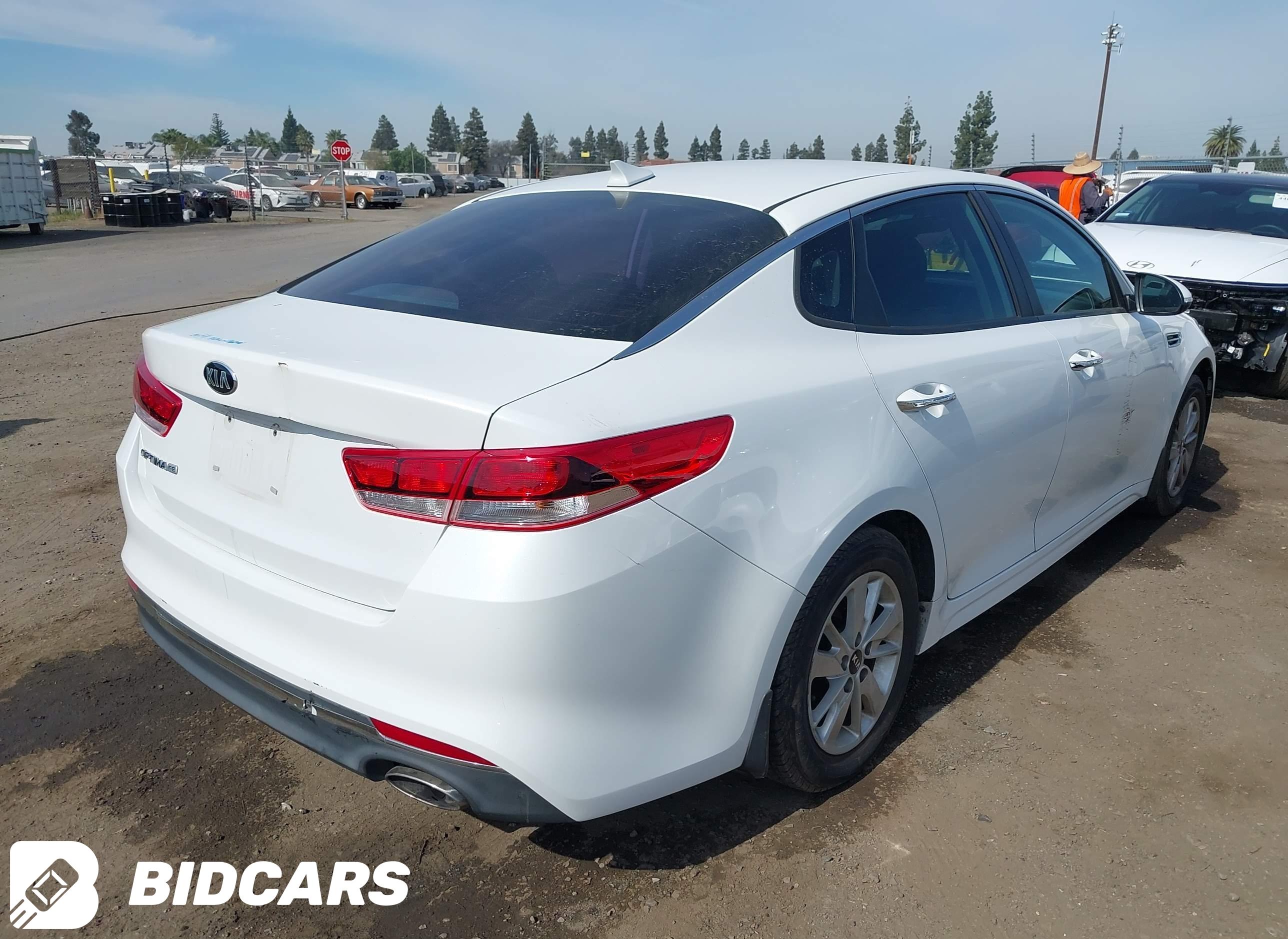 2016 KIA Optima, LX