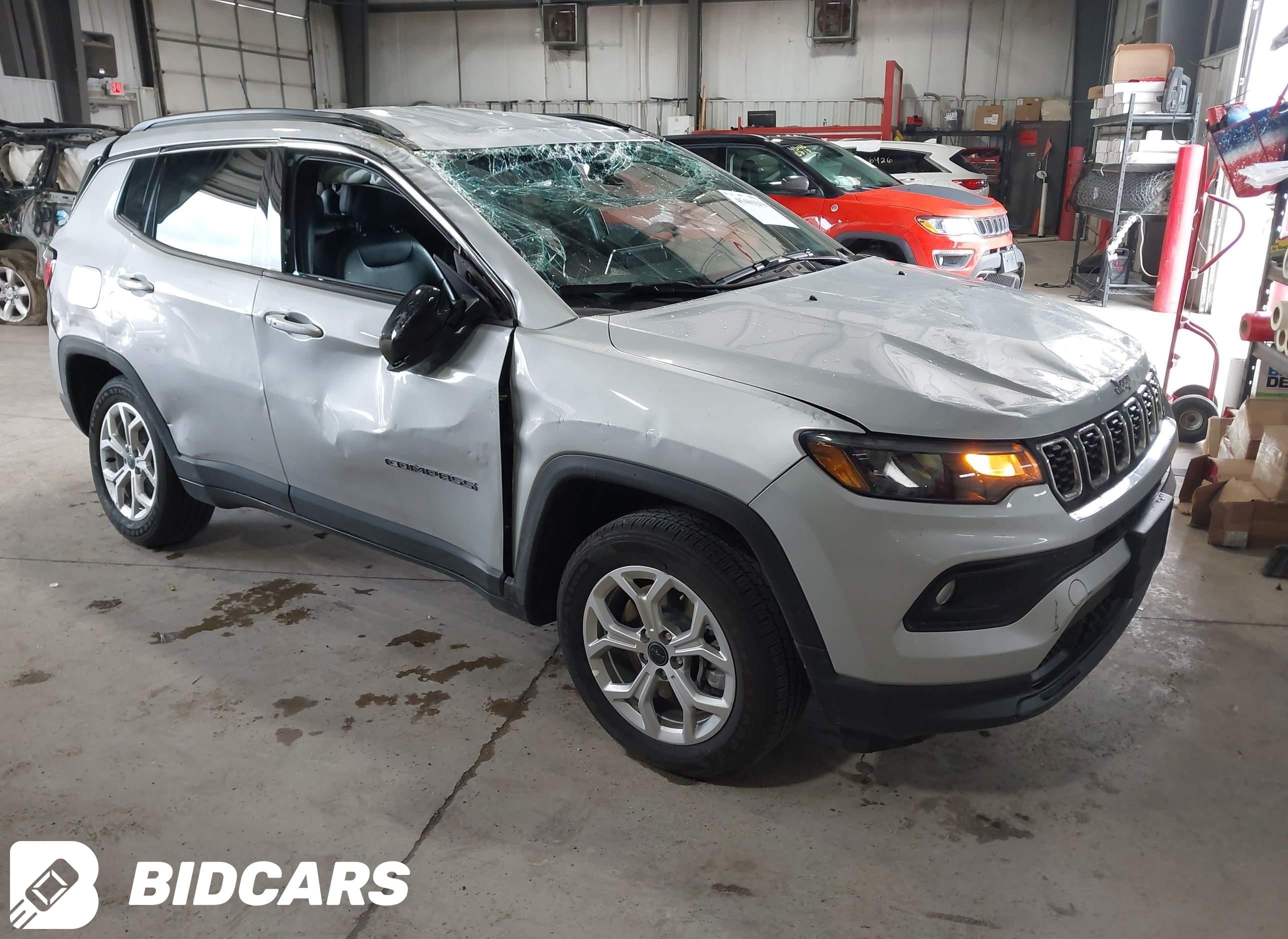 2025 Jeep Compass, Latitude 4X4
