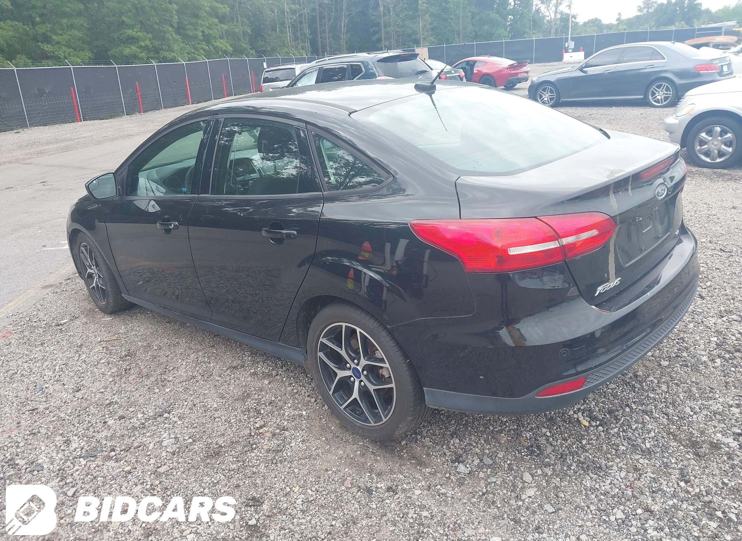 2017 Ford Focus, Sel