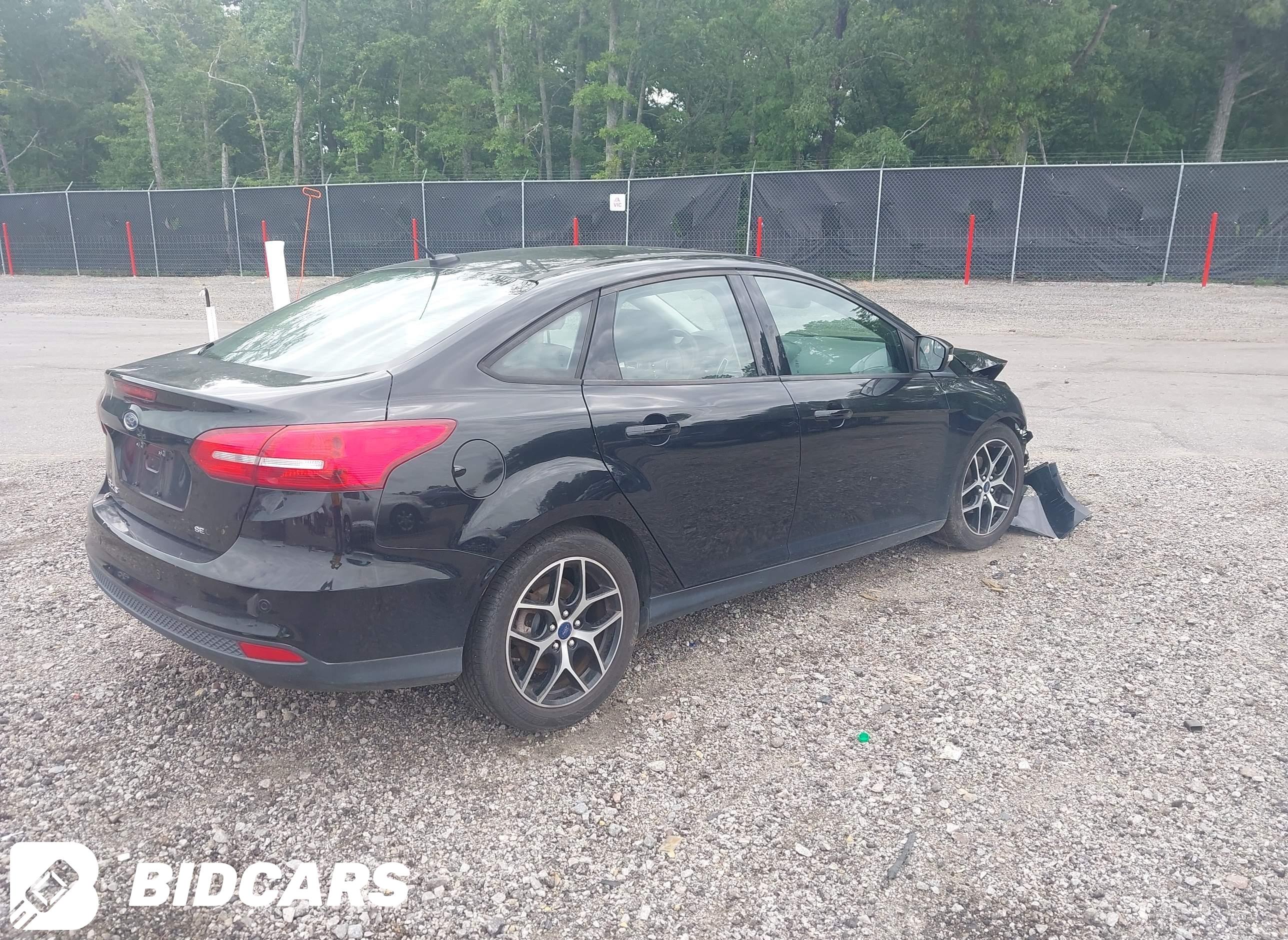 2017 Ford Focus, Sel