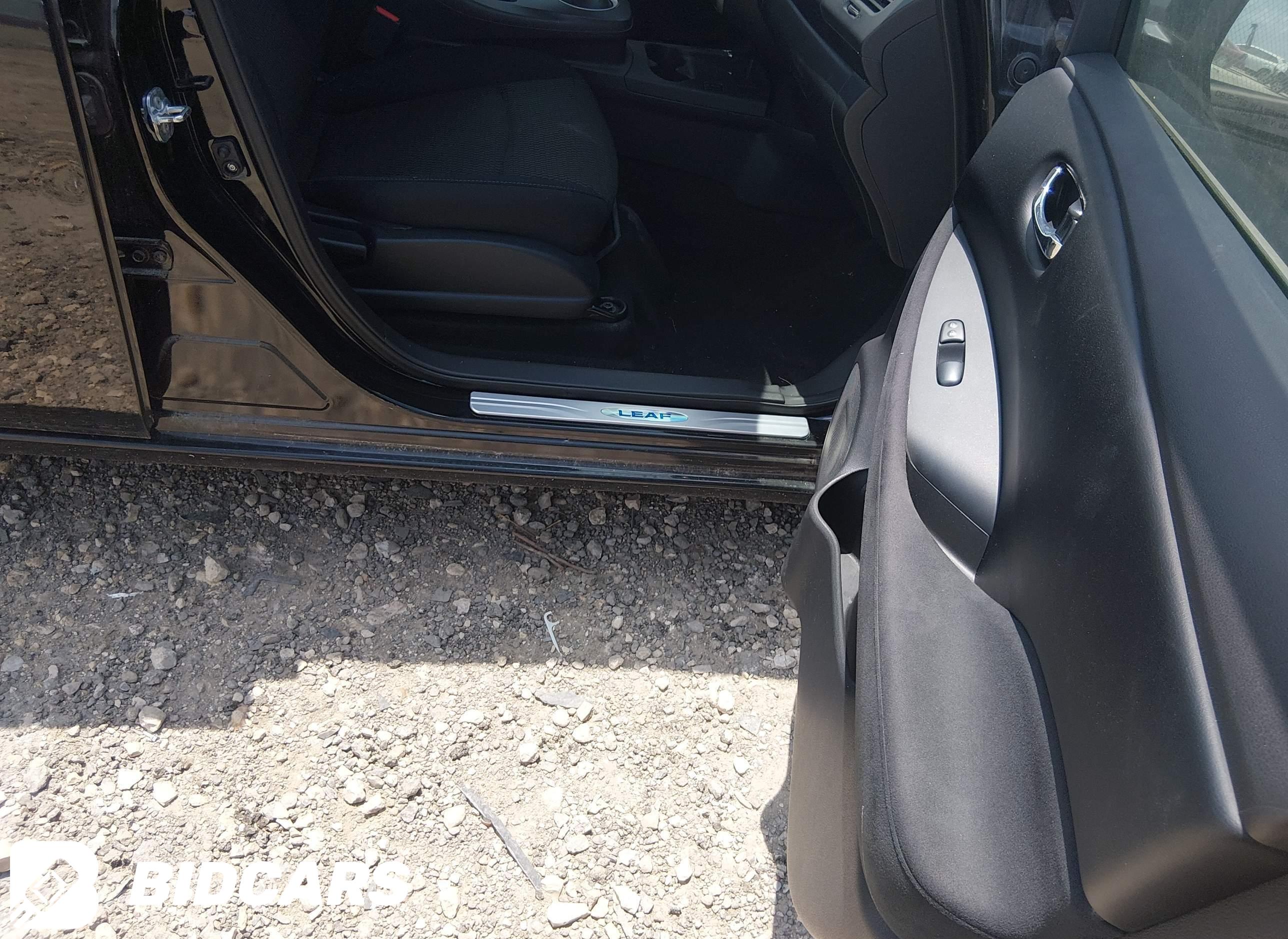 2015 Nissan Leaf, S