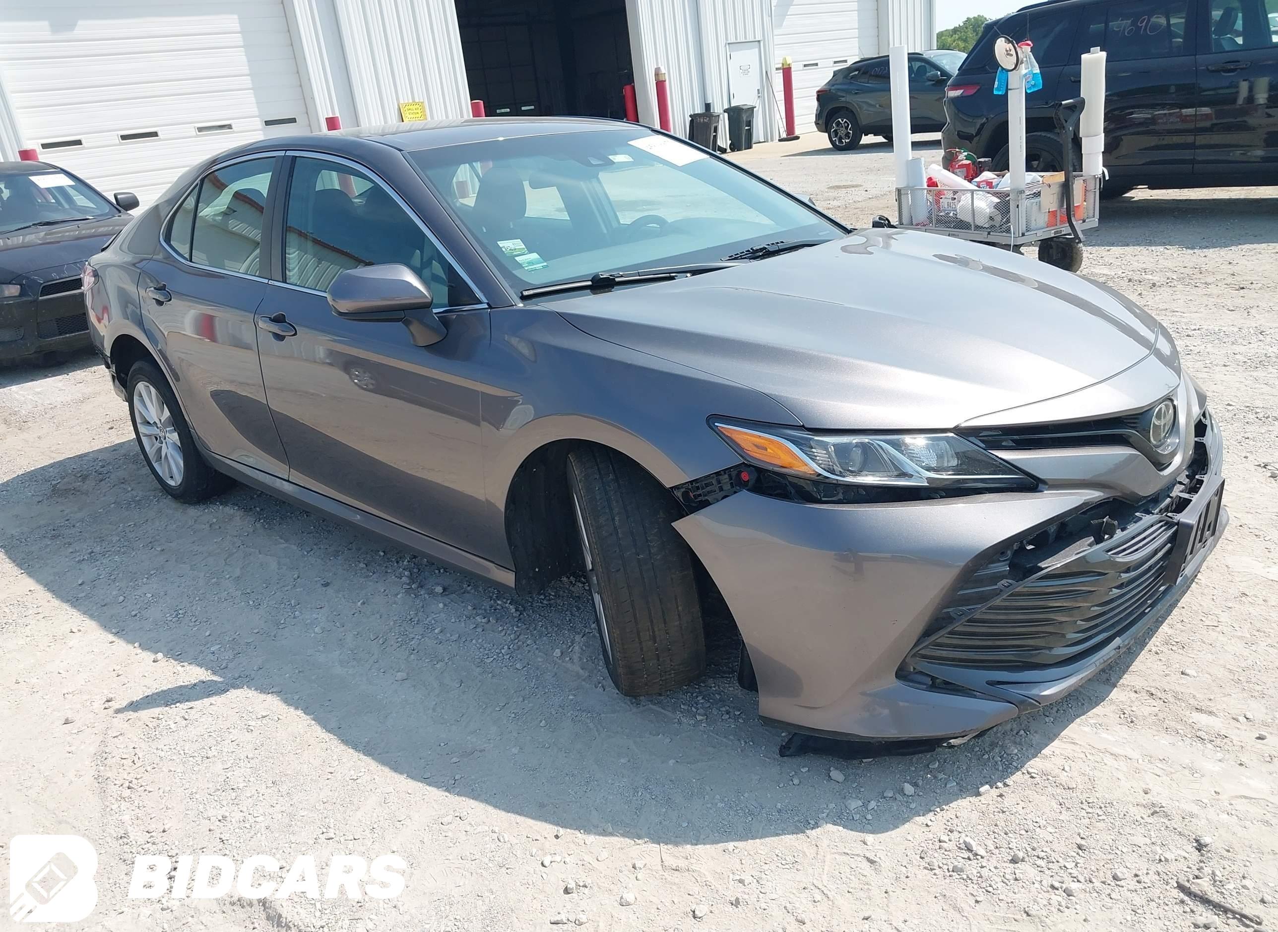 2018 Toyota Camry, LE