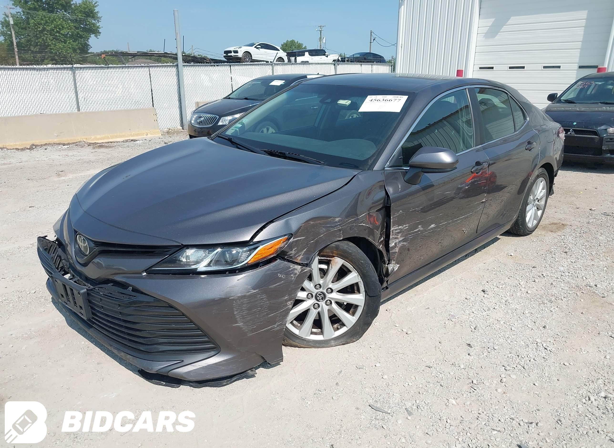 2018 Toyota Camry, LE