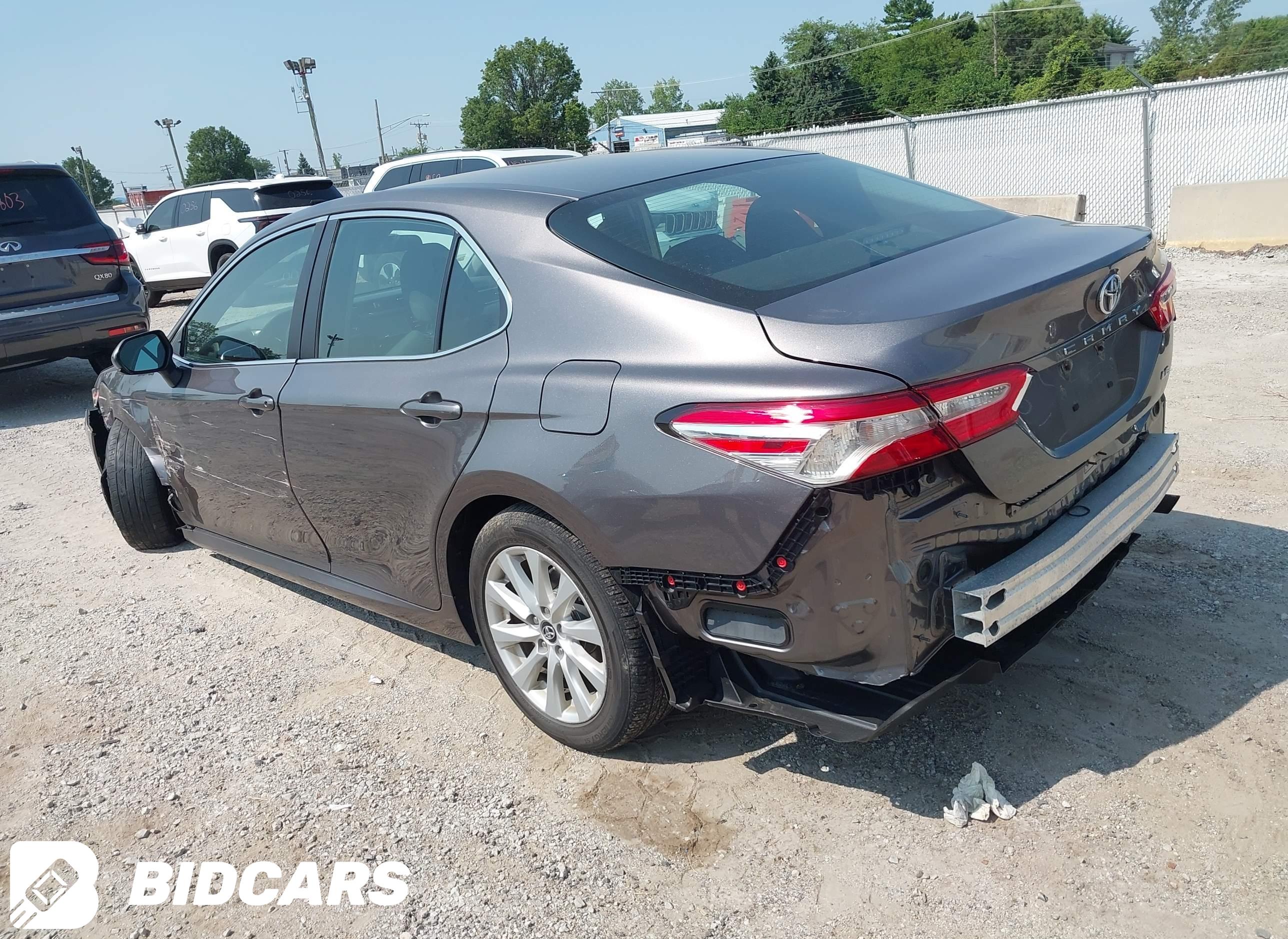 2018 Toyota Camry, LE