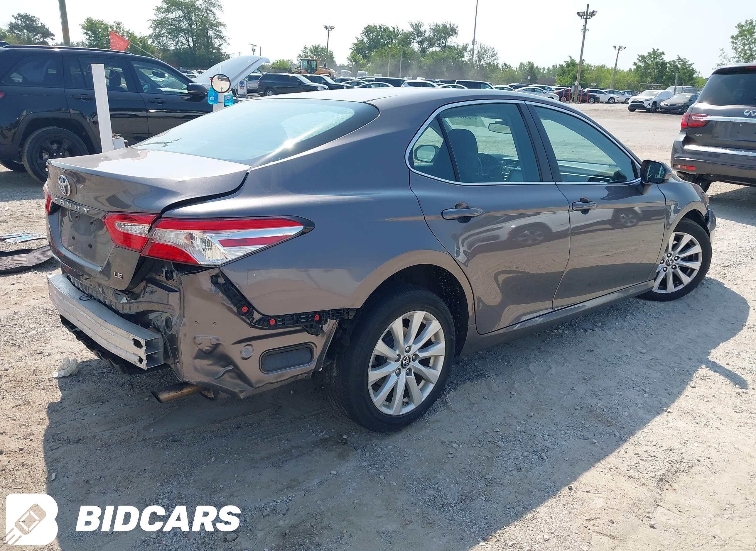 2018 Toyota Camry, LE