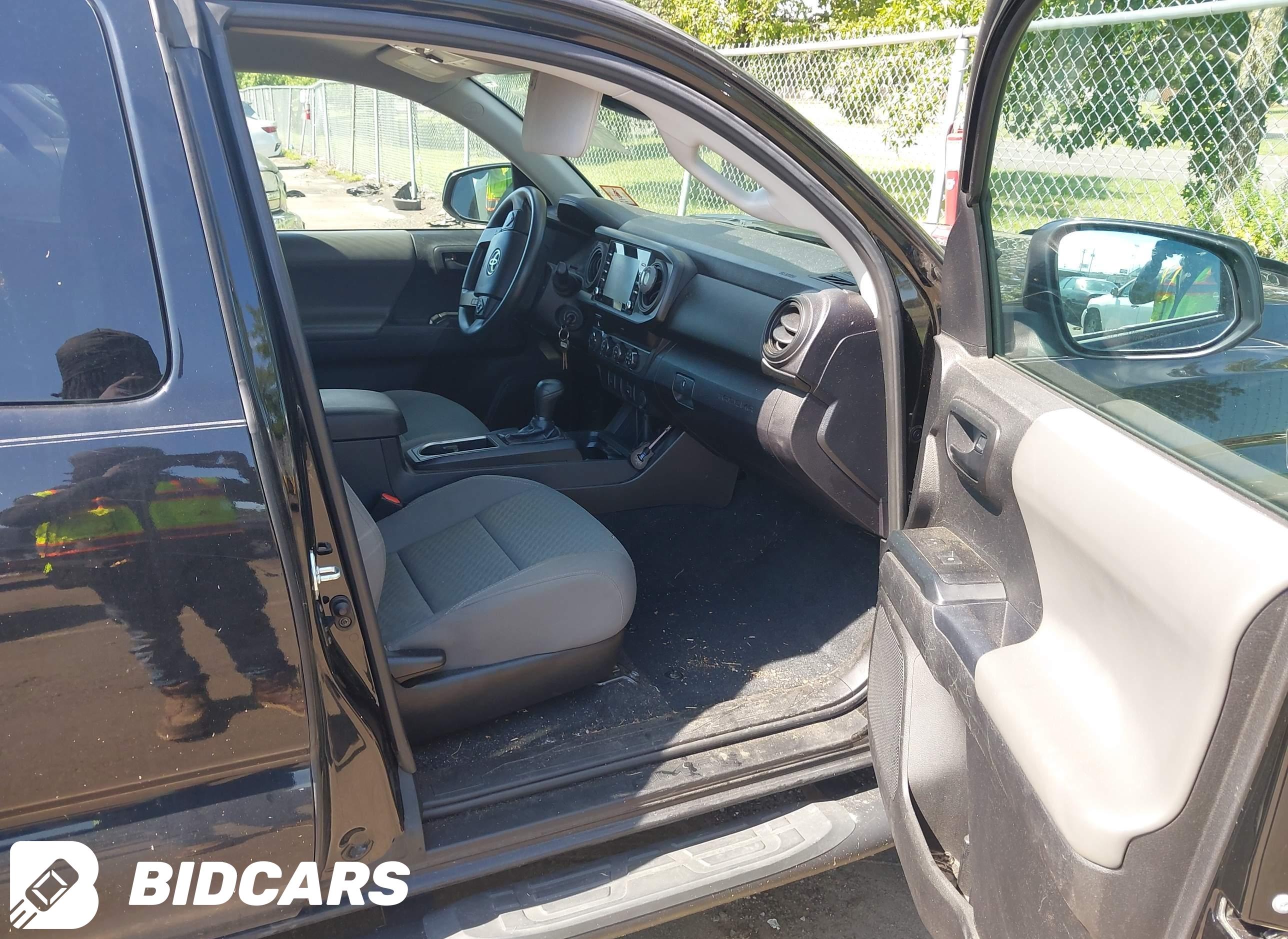 2021 Toyota Tacoma, SR