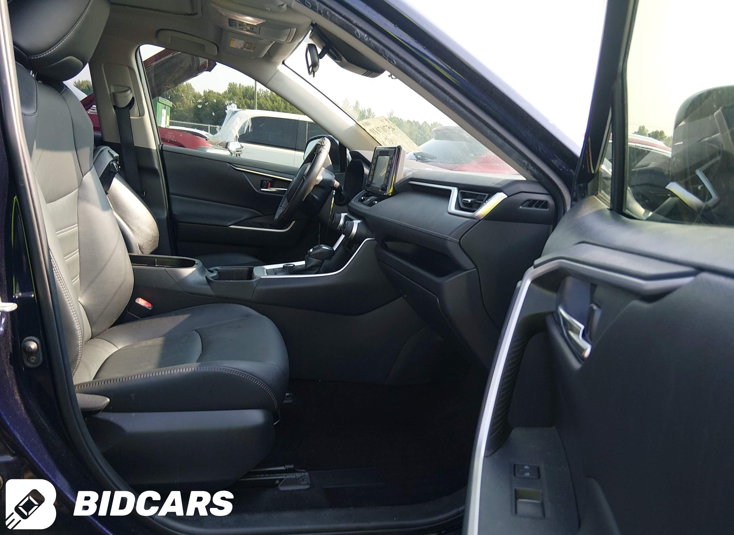 2022 Toyota RAV4, Hybrid Xle...