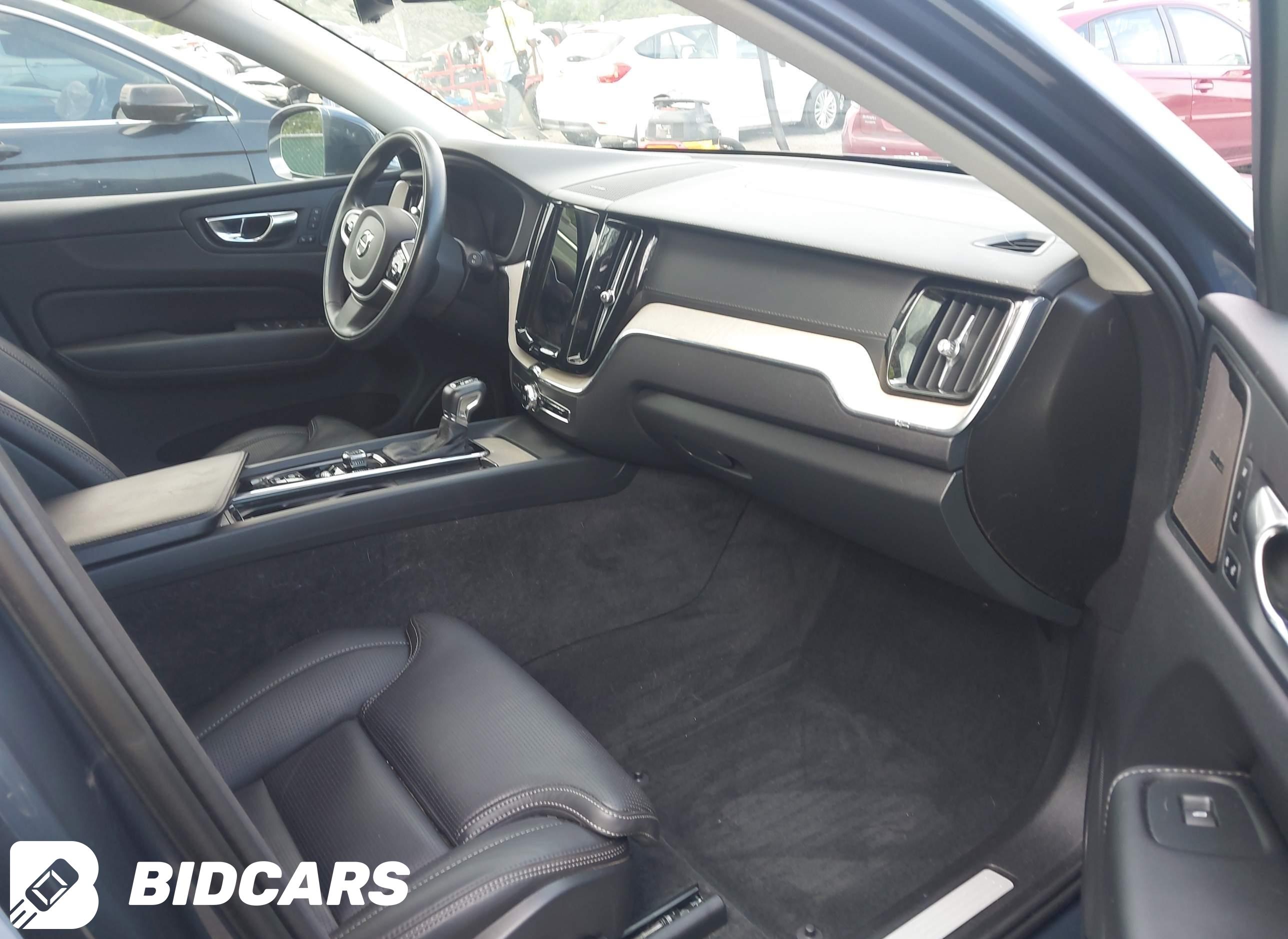 2021 Volvo XC60, T5 Inscription