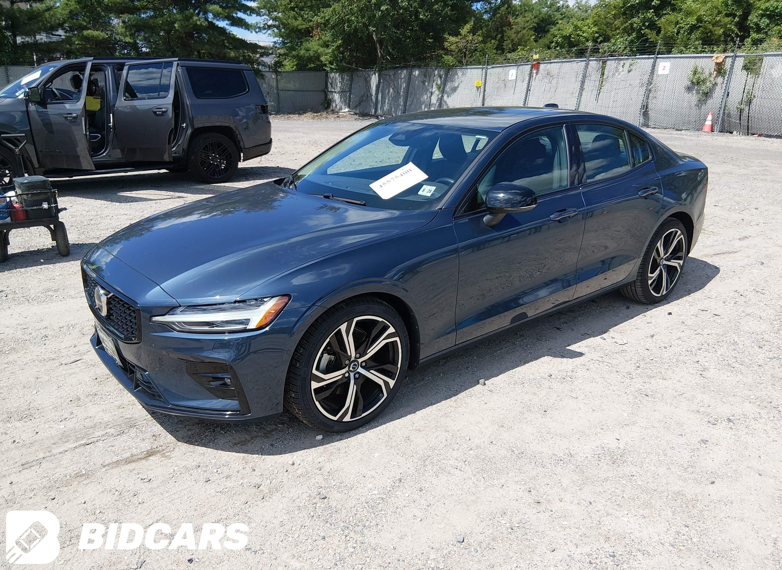 2024 Volvo S60, B5 Plus Dark...