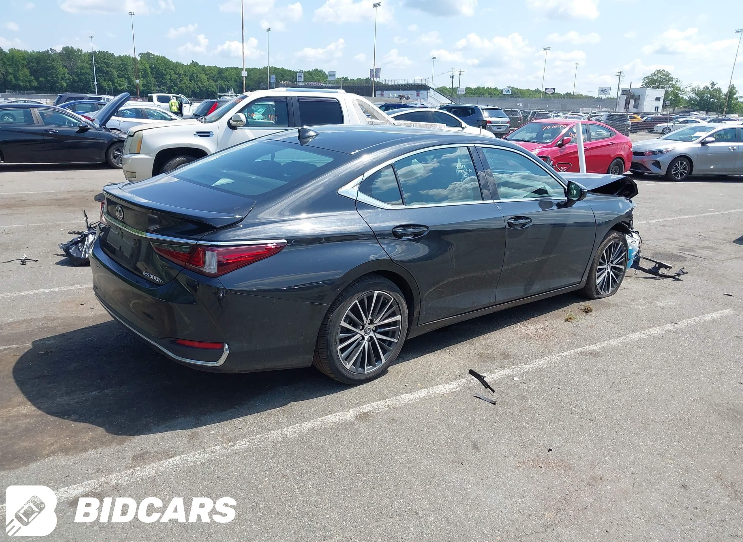 2024 Lexus ES, 300H