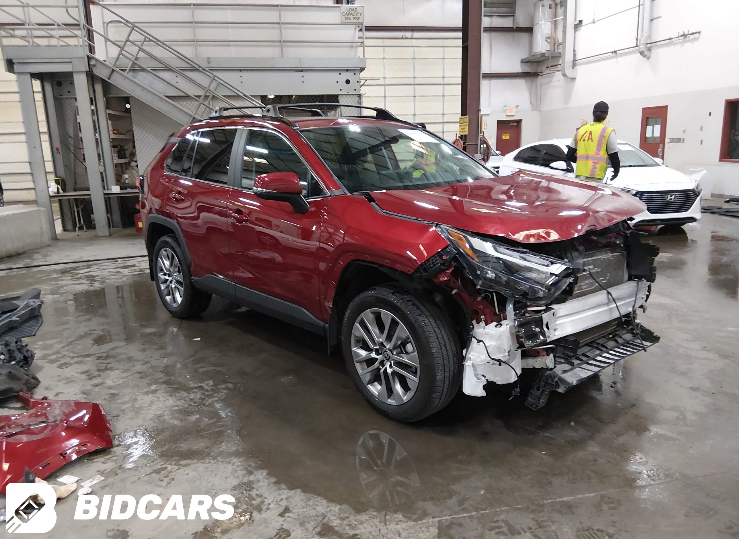 2025 Toyota RAV4, Xle Premium