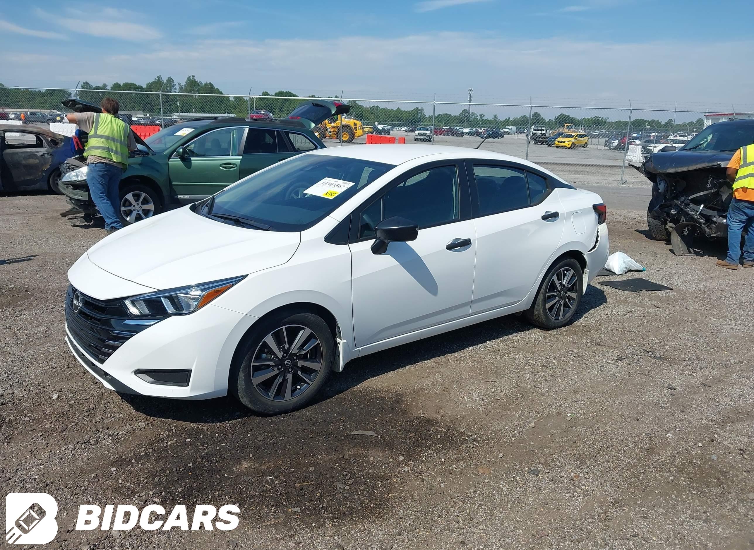 2024 Nissan Versa, 1.6 S