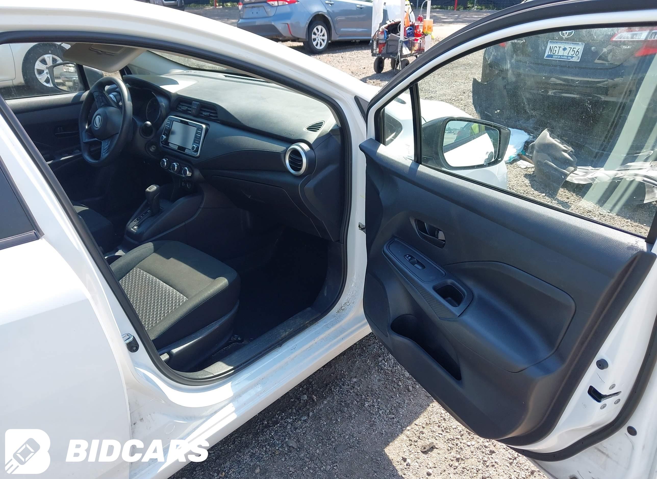2024 Nissan Versa, 1.6 S