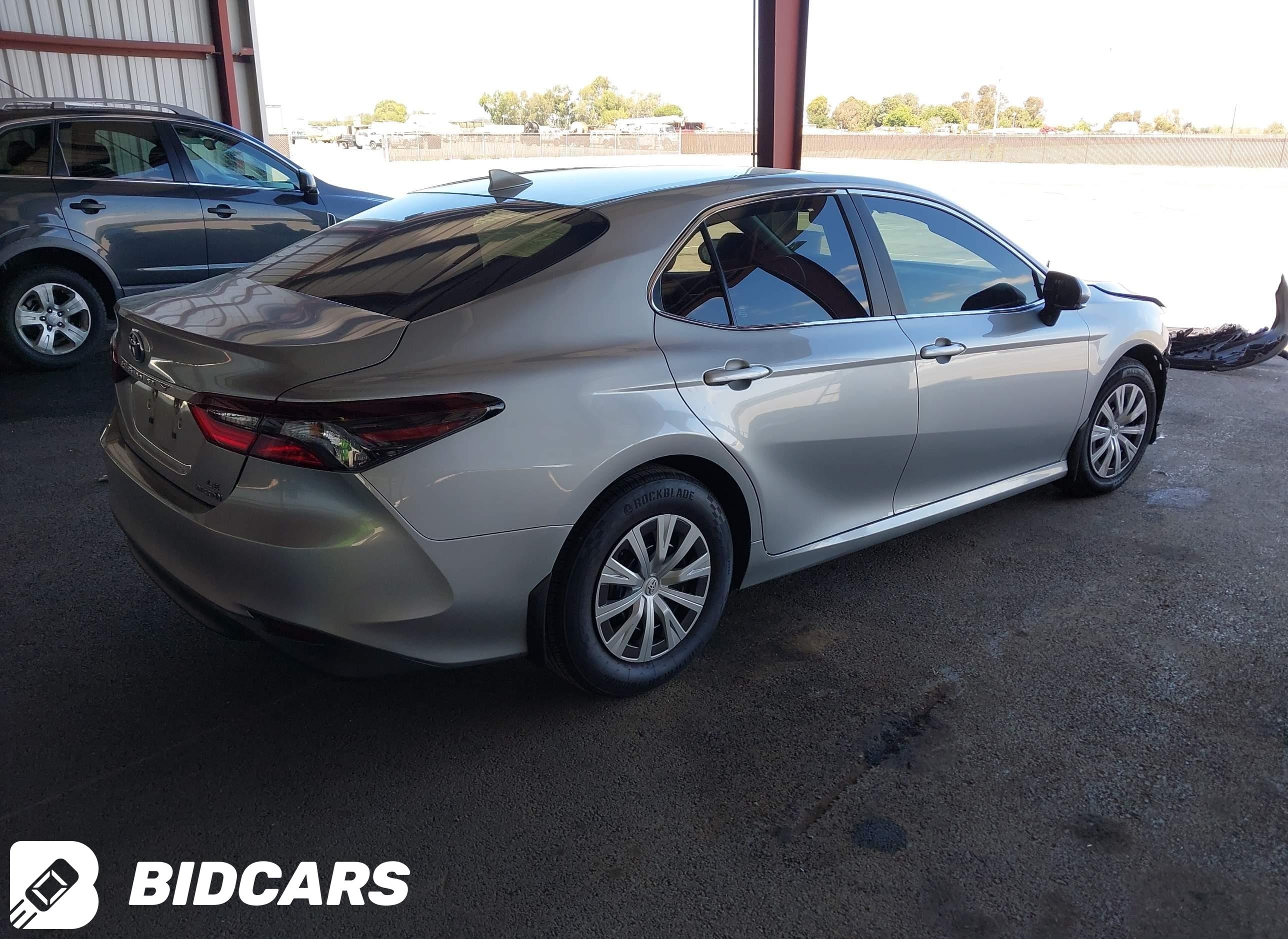 2023 Toyota Camry, Le Hybrid