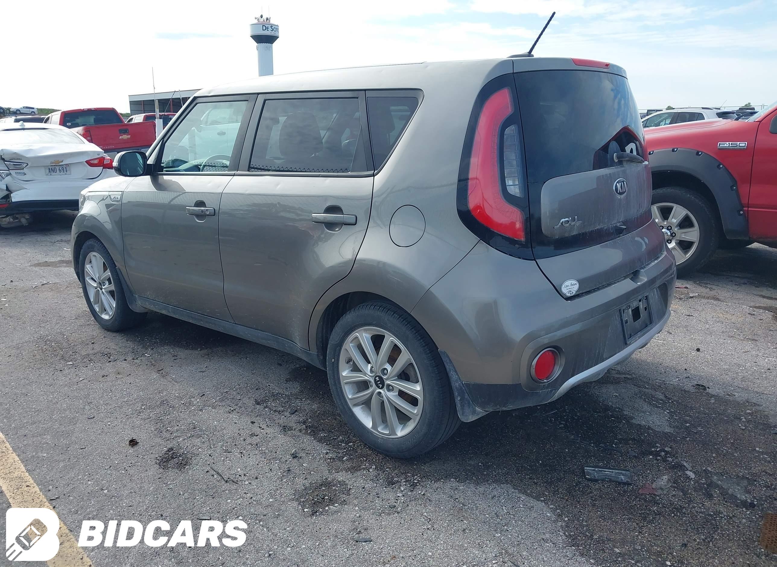 2017 KIA Soul, +