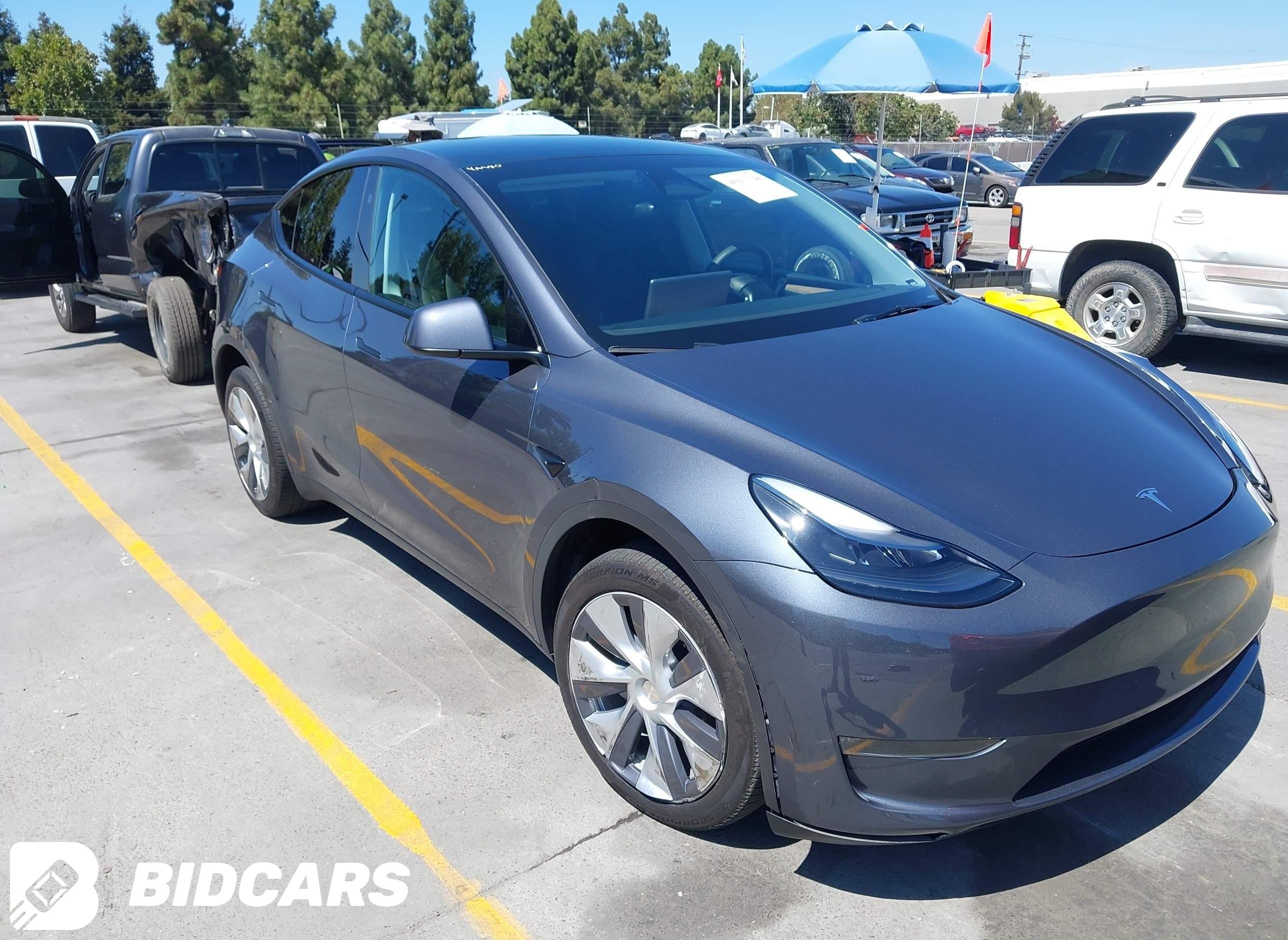 2023 Tesla Model Y, Awd/Long...