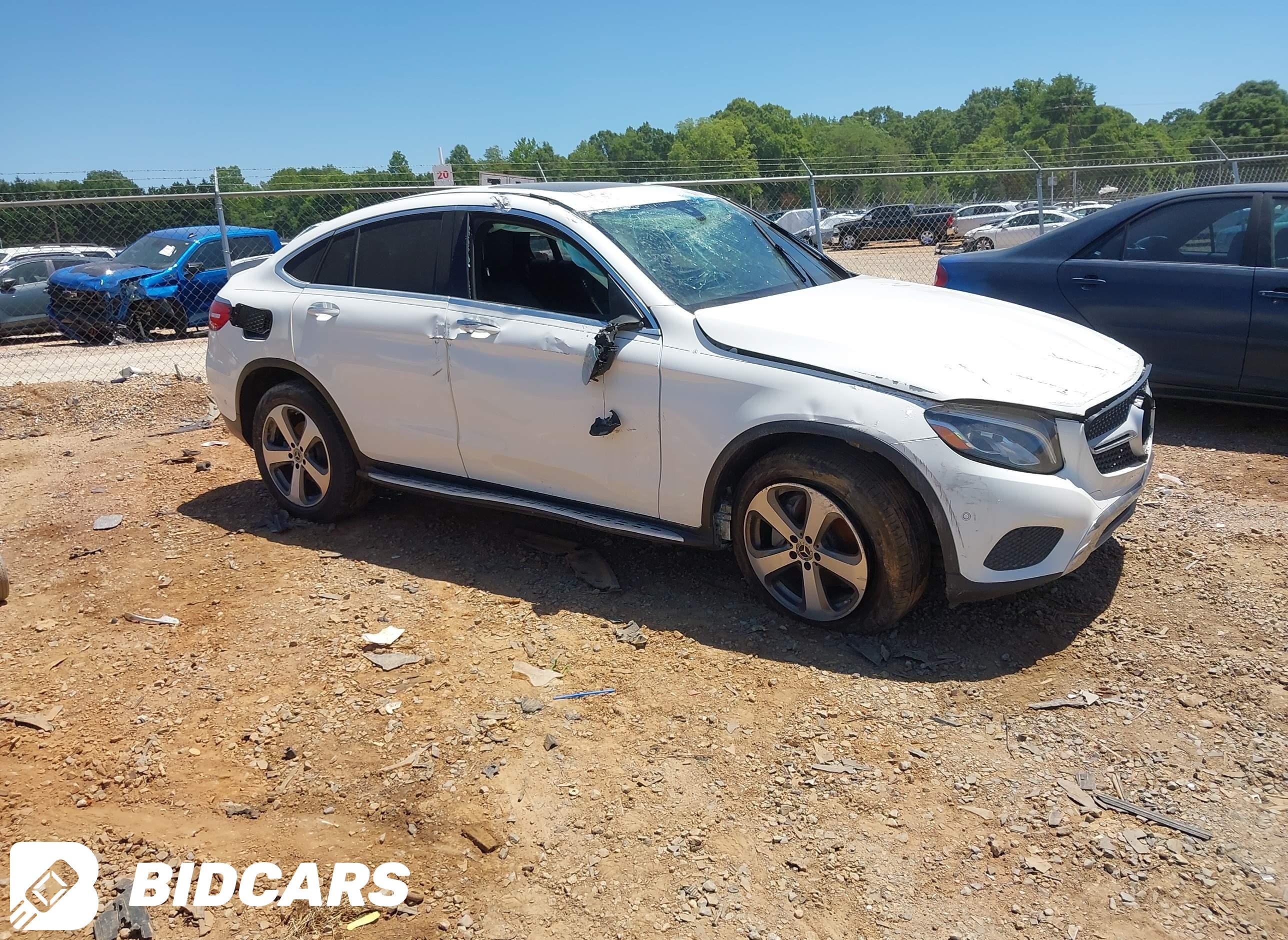 2019 Mercedes-Benz Glc 300 Co...