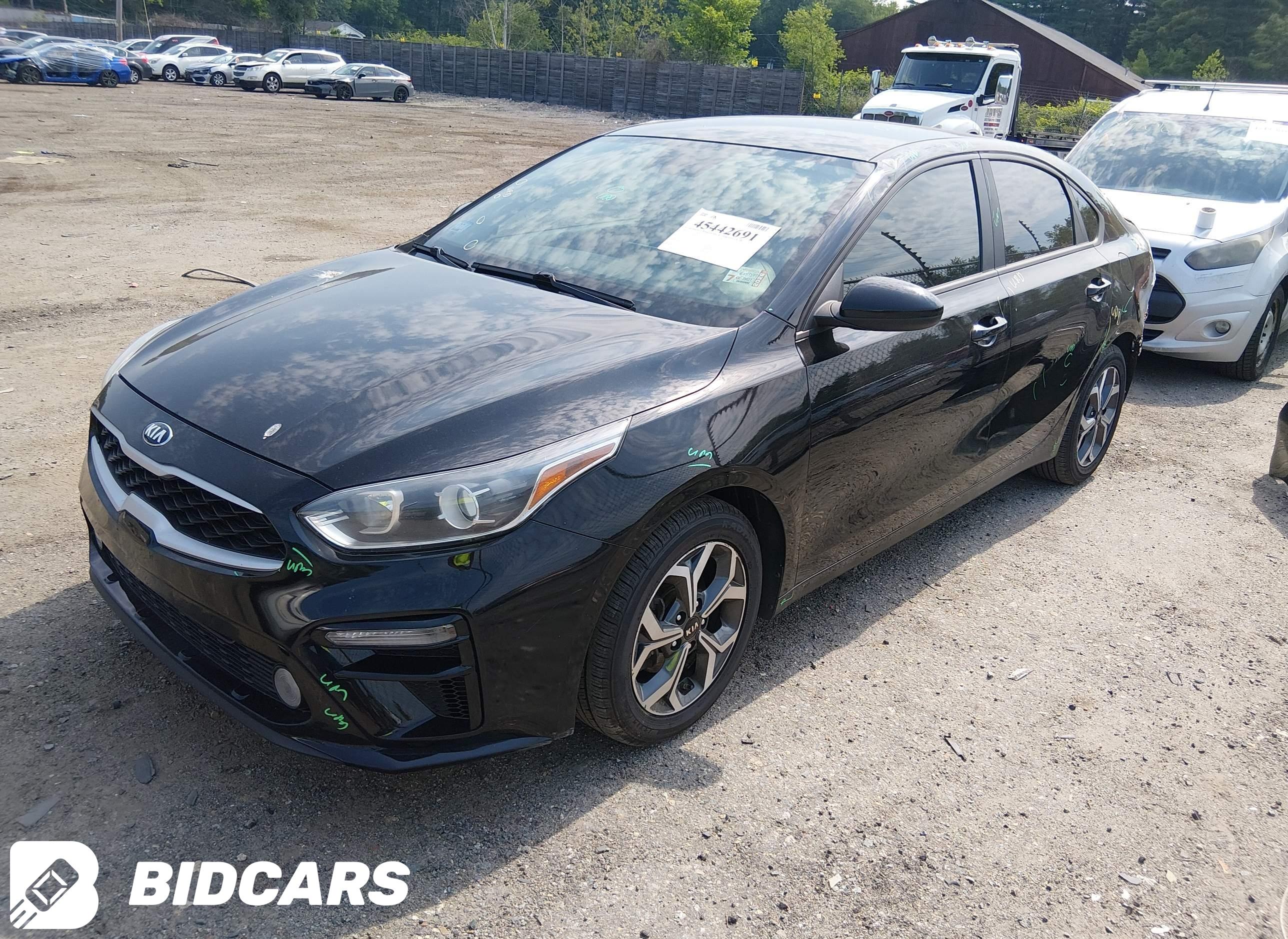 2021 KIA Forte, Lxs